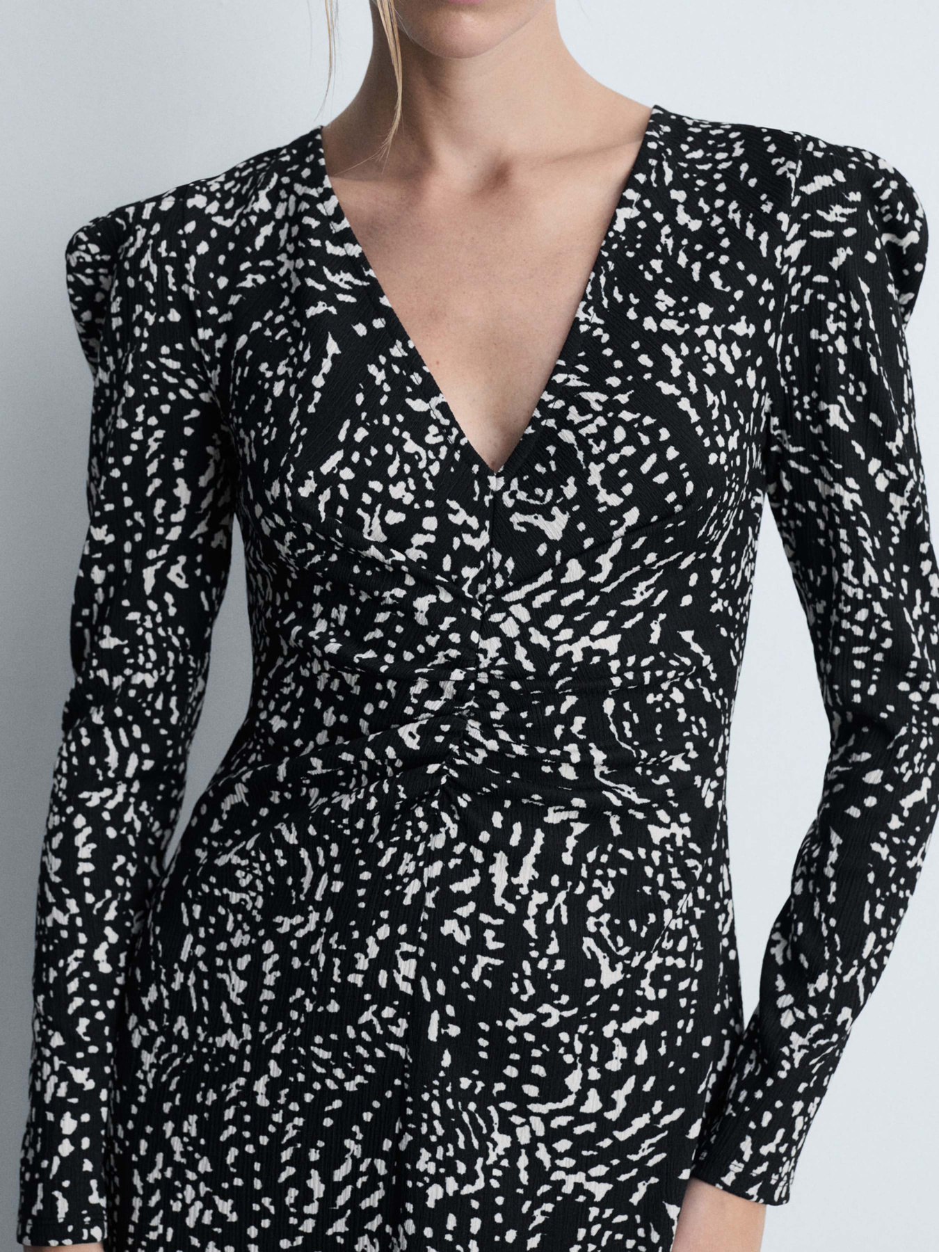 Платье миди MANGO модель 77047719_99 Фото