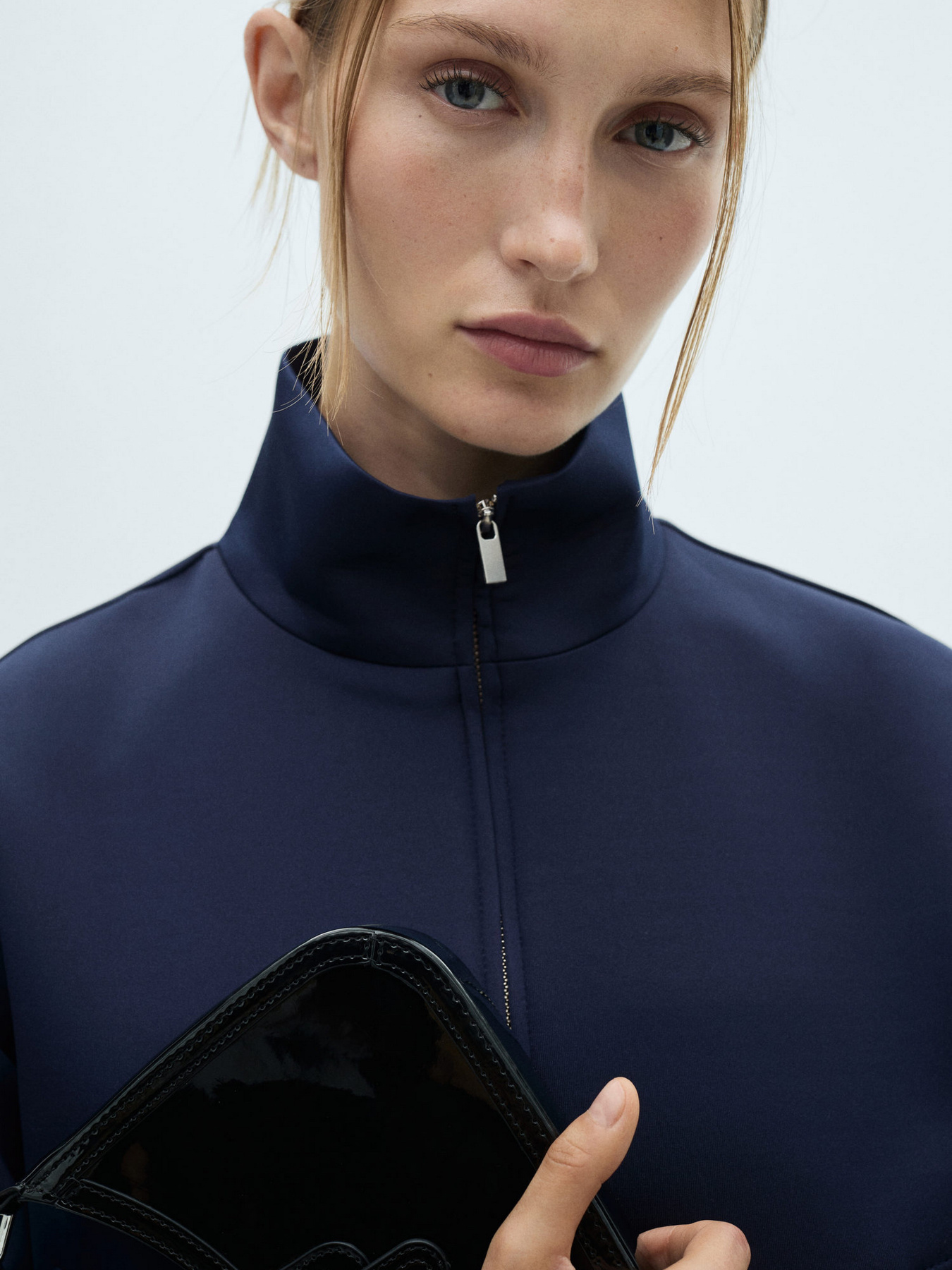 Бомбер MANGO модель 77046756_56 Фото