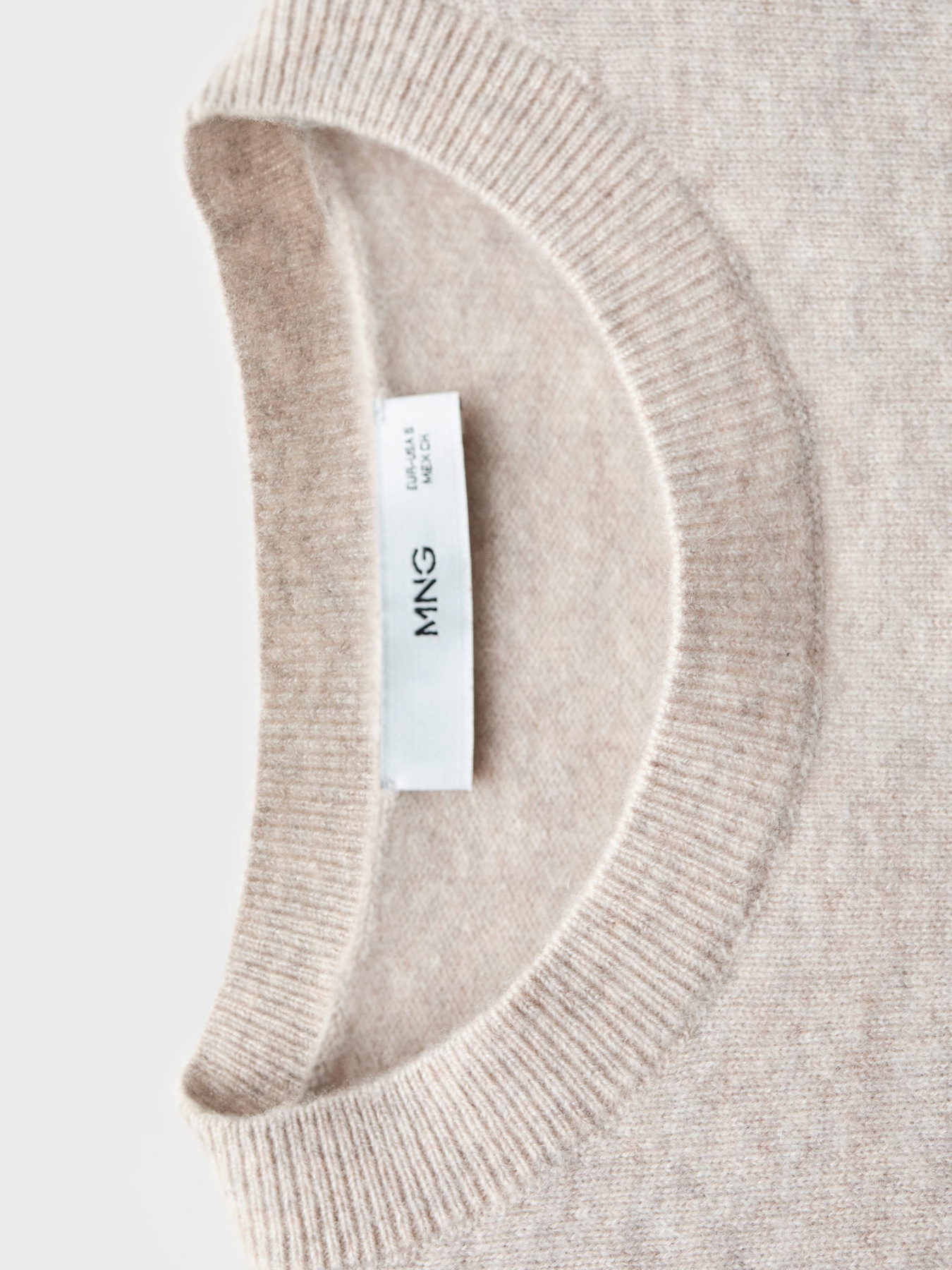 Джемпер MANGO модель 77015655_6 Джемпер MANGO модель 77015655_6 Фото