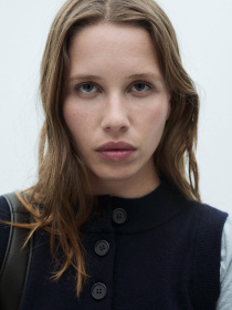 Жилет MANGO модель 77086722_56 Фото