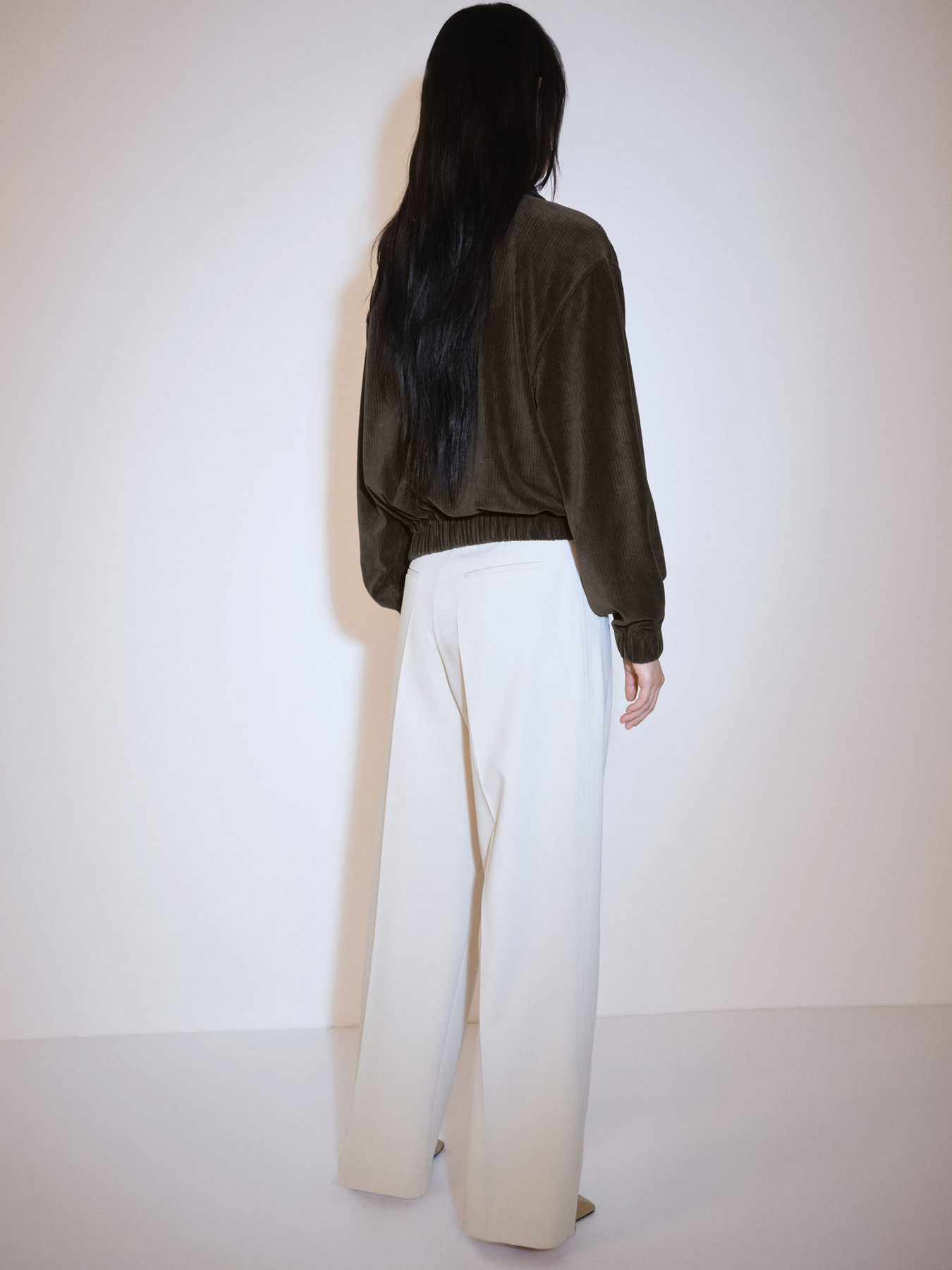 Бомбер MANGO модель 77077705_37 Фото