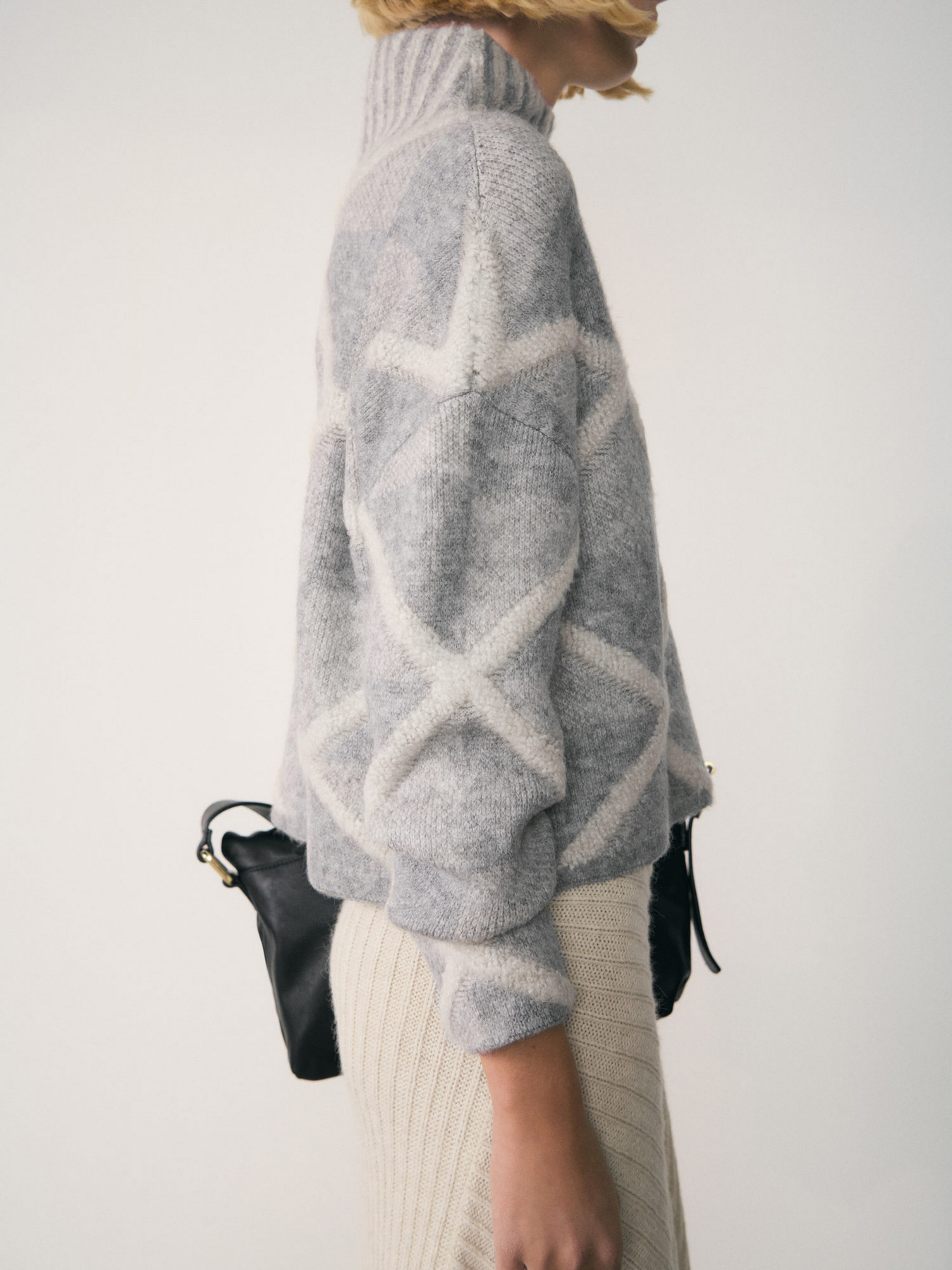 Светр MANGO модель 77007714_92 Фото