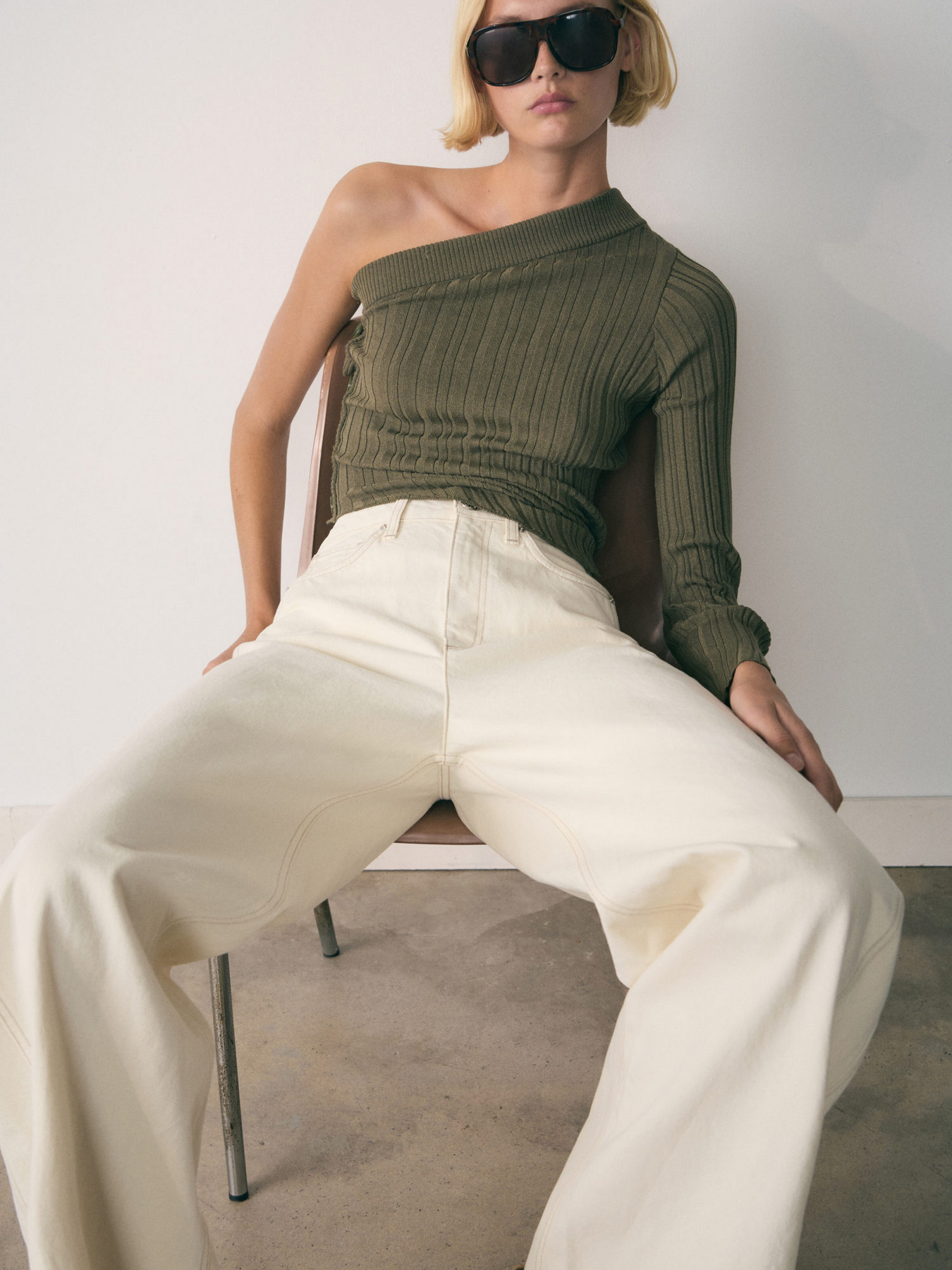 Прямые джинсы MANGO модель 77087936_5 Фото