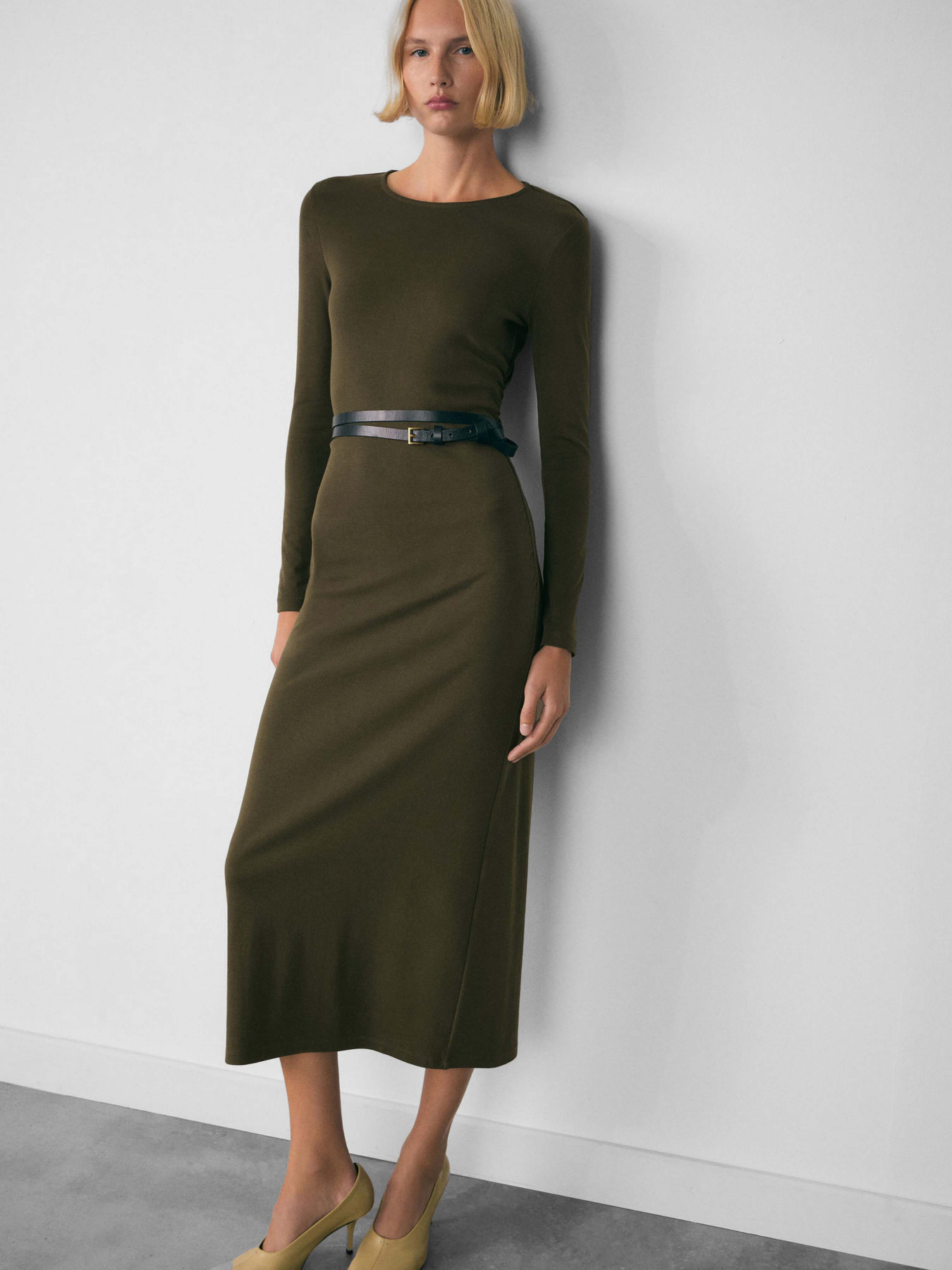 Сукня міді MANGO модель 77057694_37 Фото