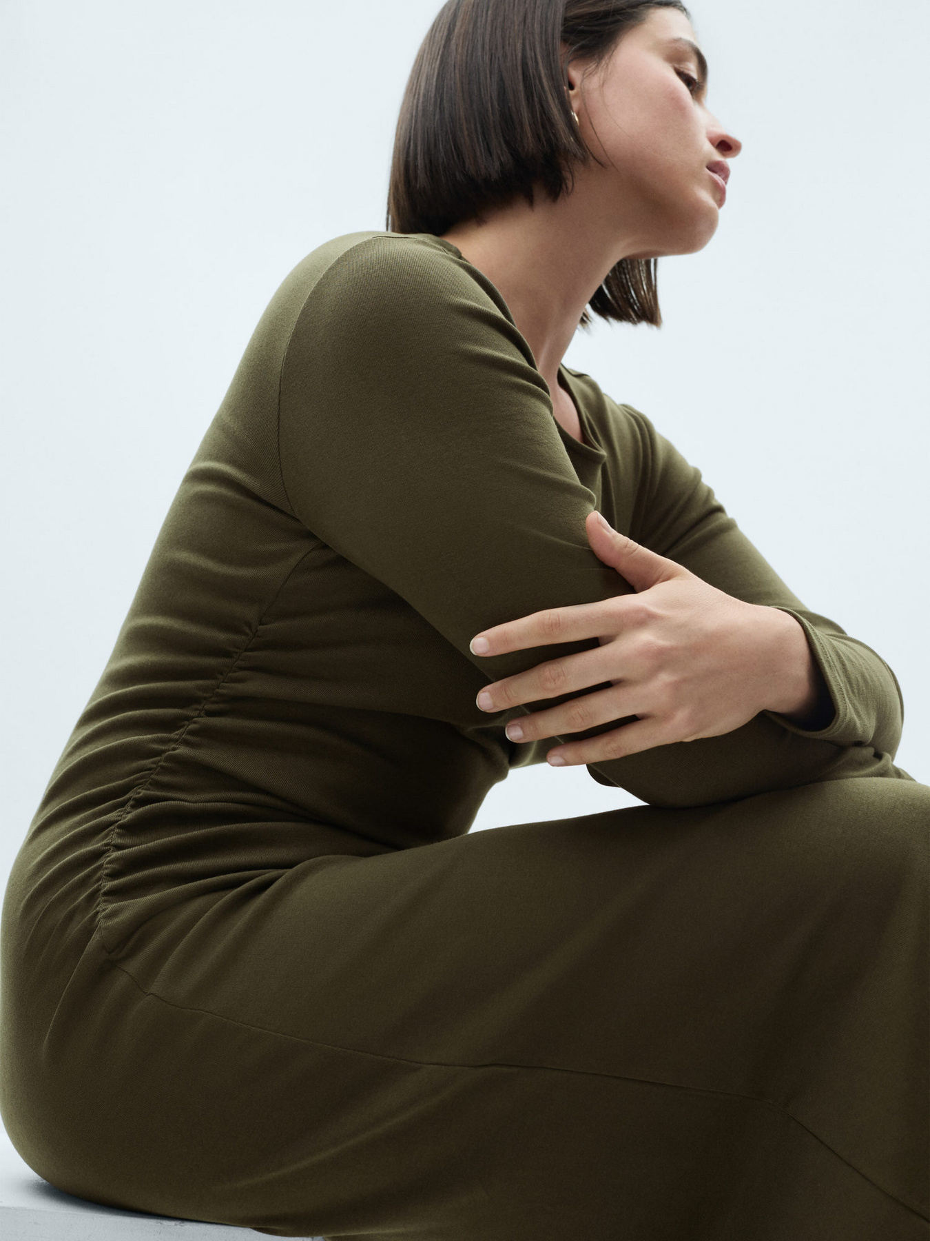 Платье миди MANGO модель 77057694_37 Платье миди MANGO модель 77057694_37 Фото