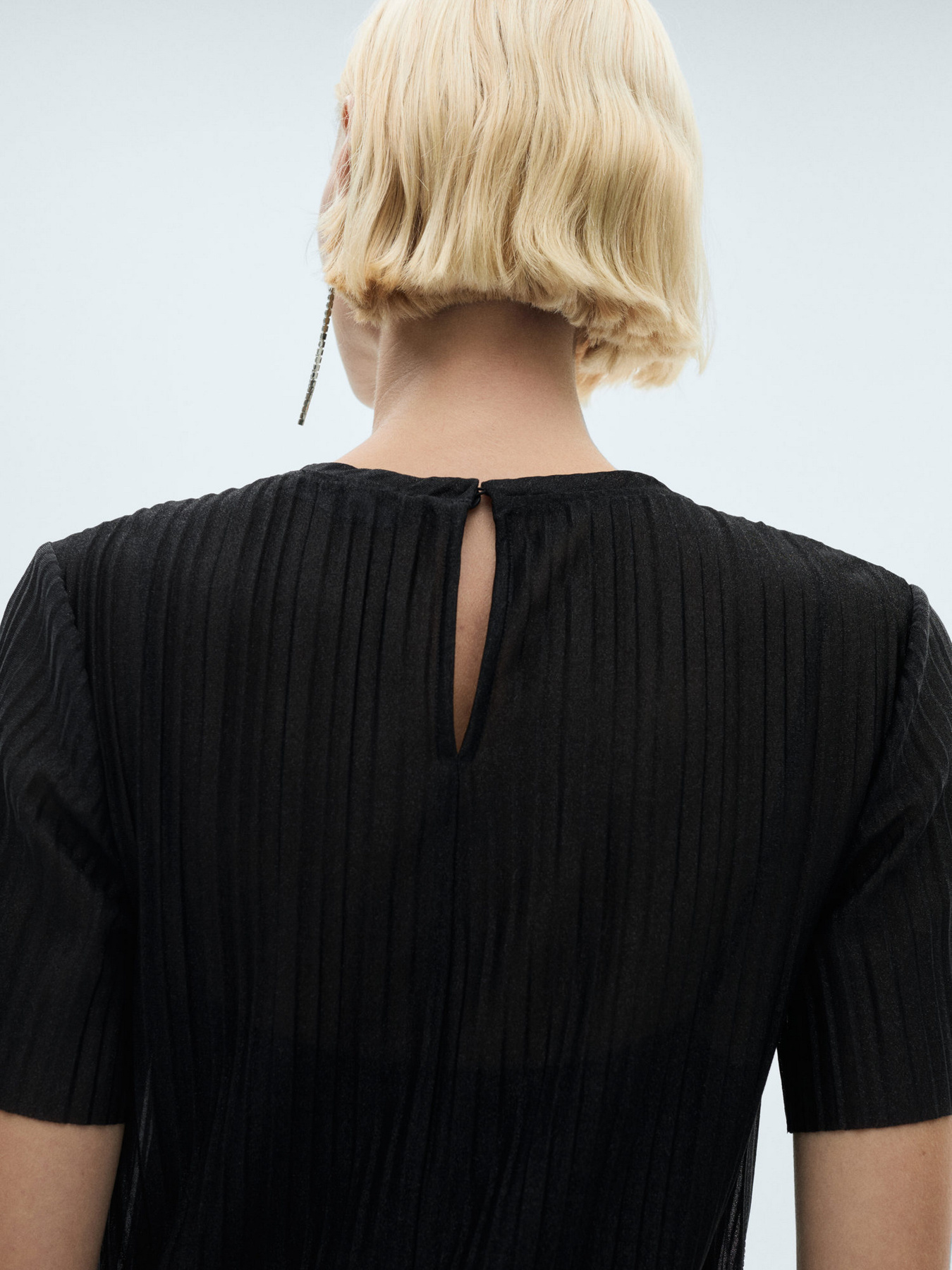 Платье миди MANGO модель 77079063_99 Платье миди MANGO модель 77079063_99 Фото