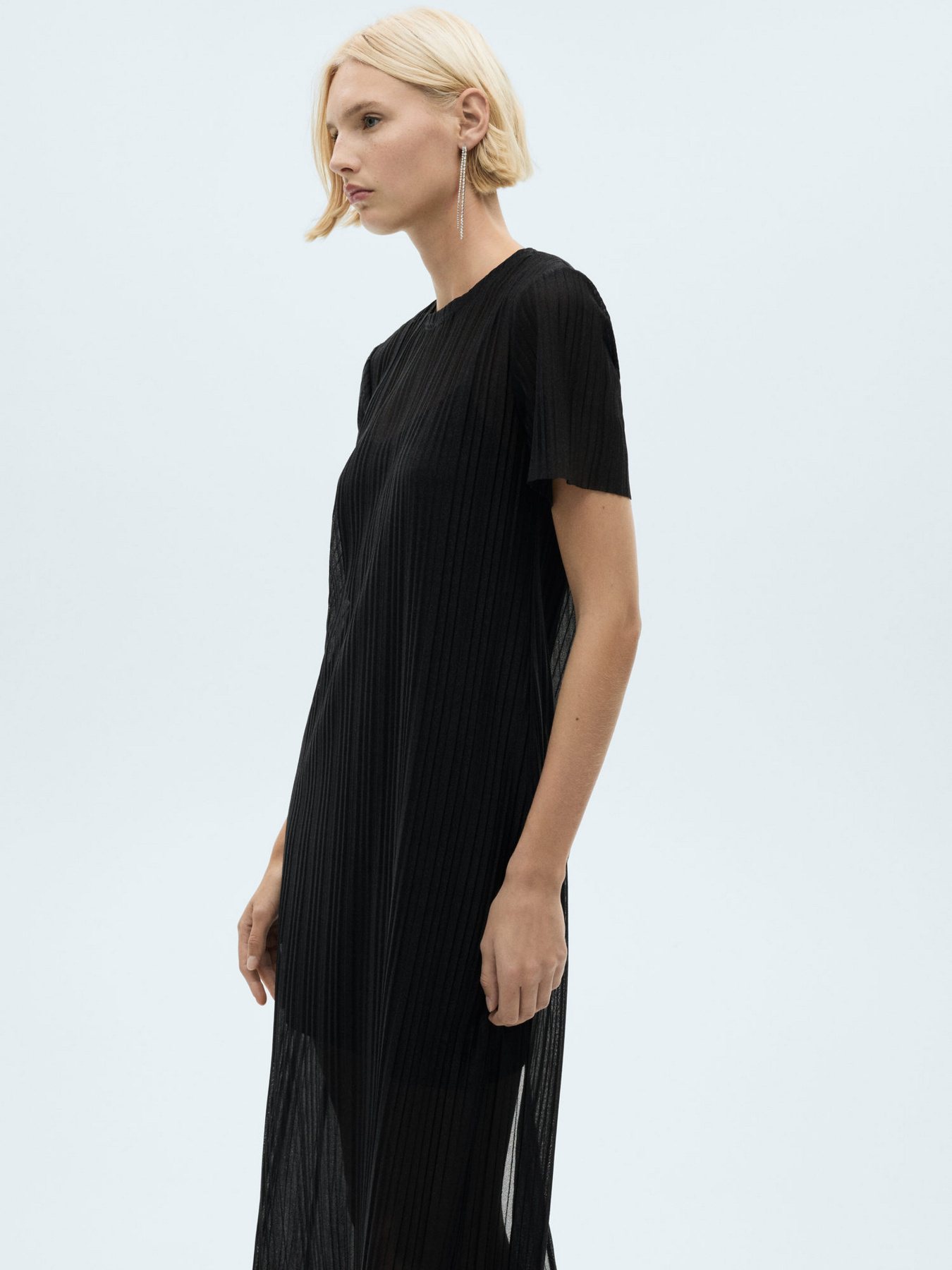 Платье миди MANGO модель 77079063_99 Платье миди MANGO модель 77079063_99 Фото