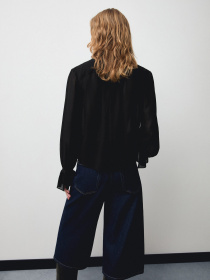 Блуза MANGO модель 77059069_99 Блуза MANGO модель 77059069_99 Фото