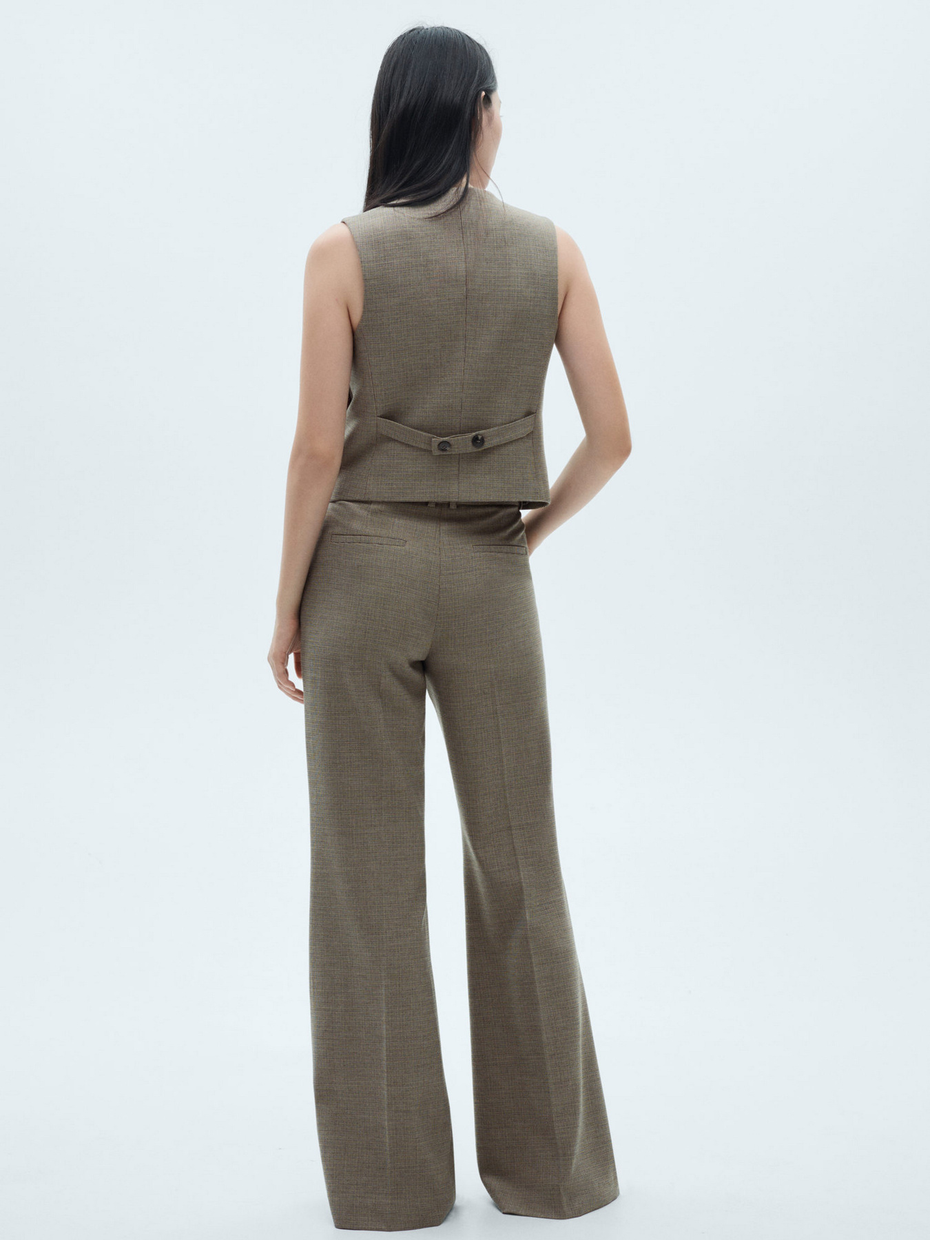 Класичний жилет MANGO модель 77066724_37 Фото