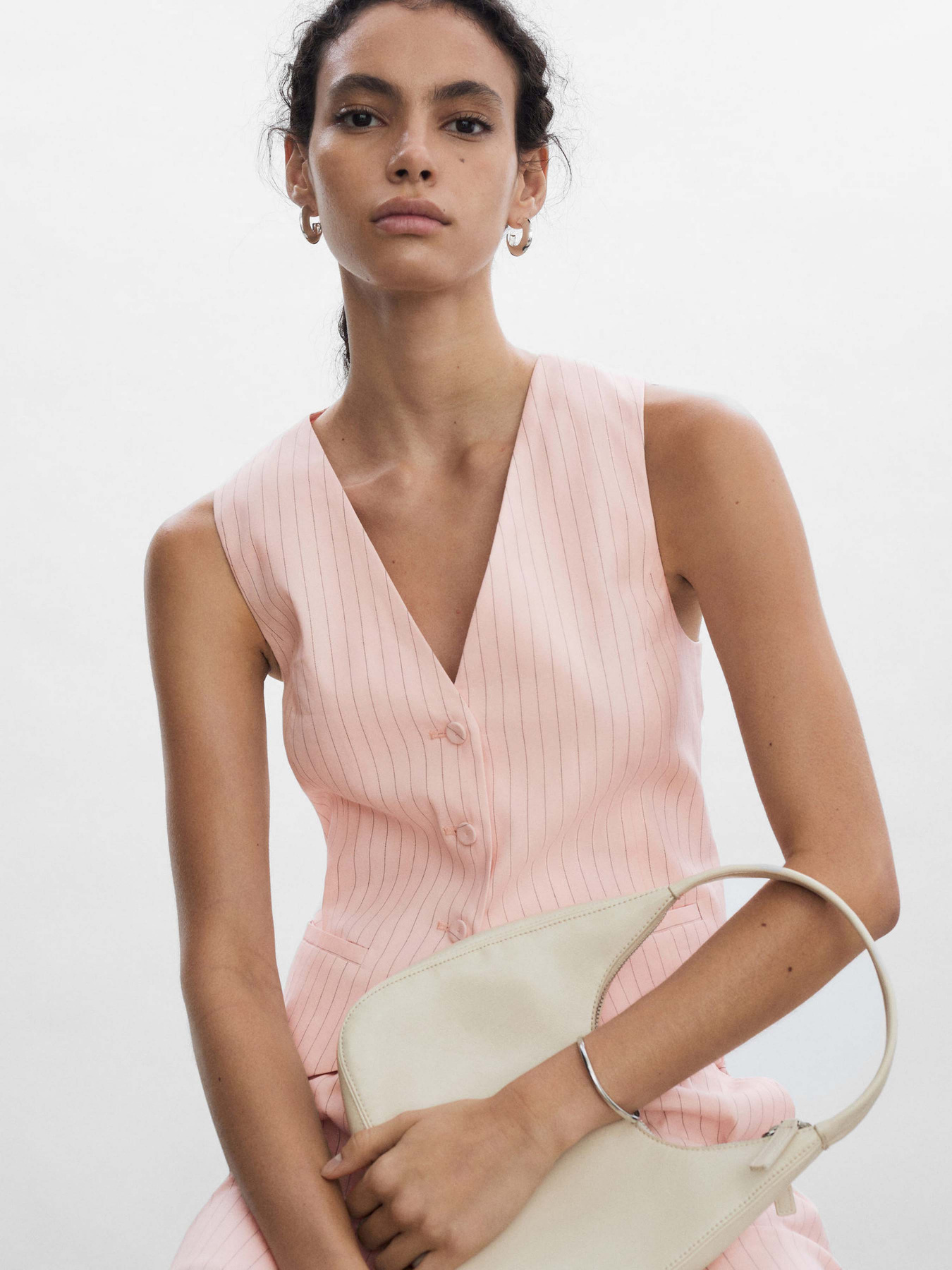 Жилет класичний MANGO модель 77073264_81 Фото