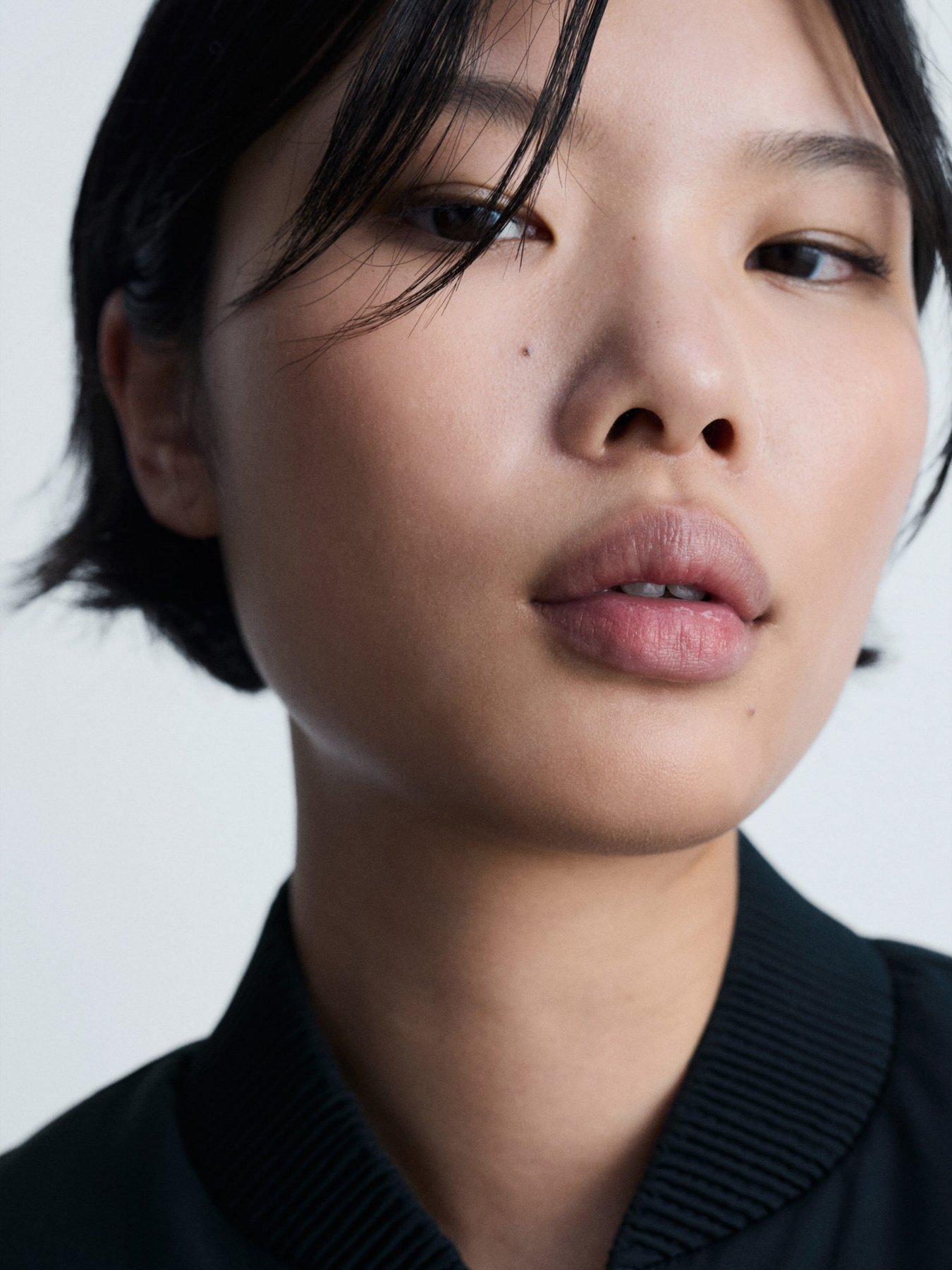 Бомбер MANGO модель 77097641_56 Фото