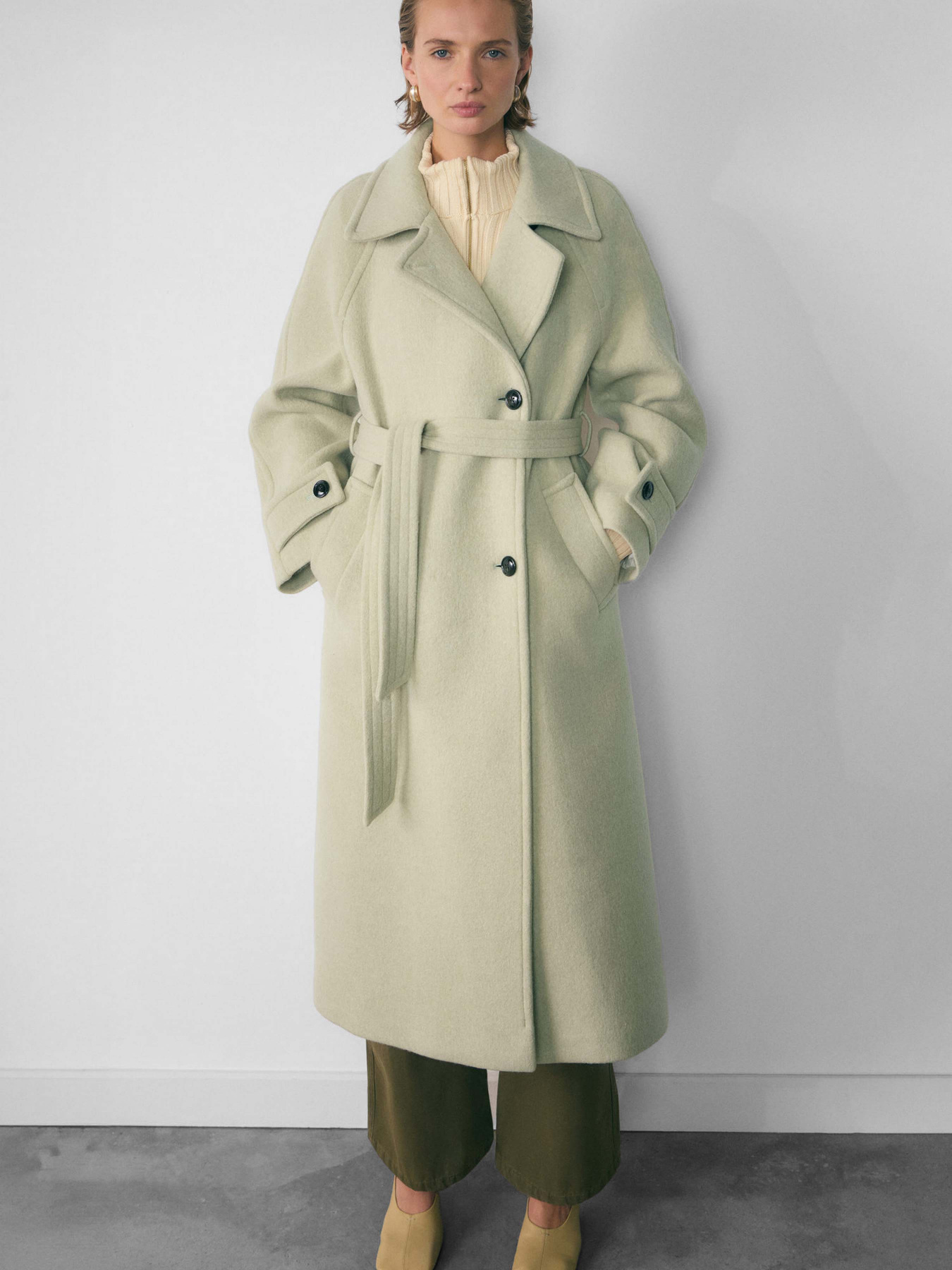 Пальто MANGO модель 77027940_10 Пальто MANGO модель 77027940_10 Фото