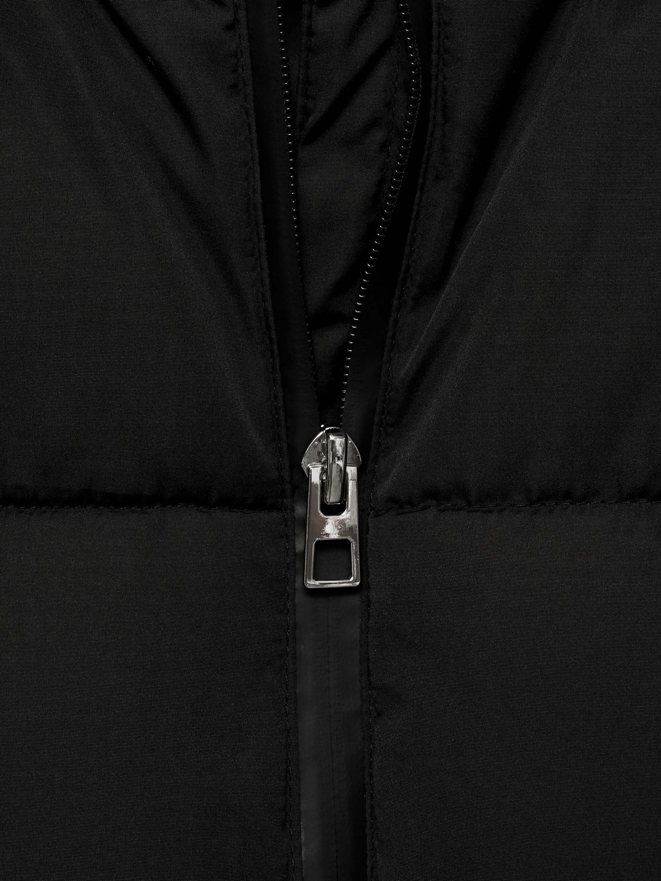 Демисезонная куртка MANGO модель 77097640_99 Демисезонная куртка MANGO модель 77097640_99 Фото