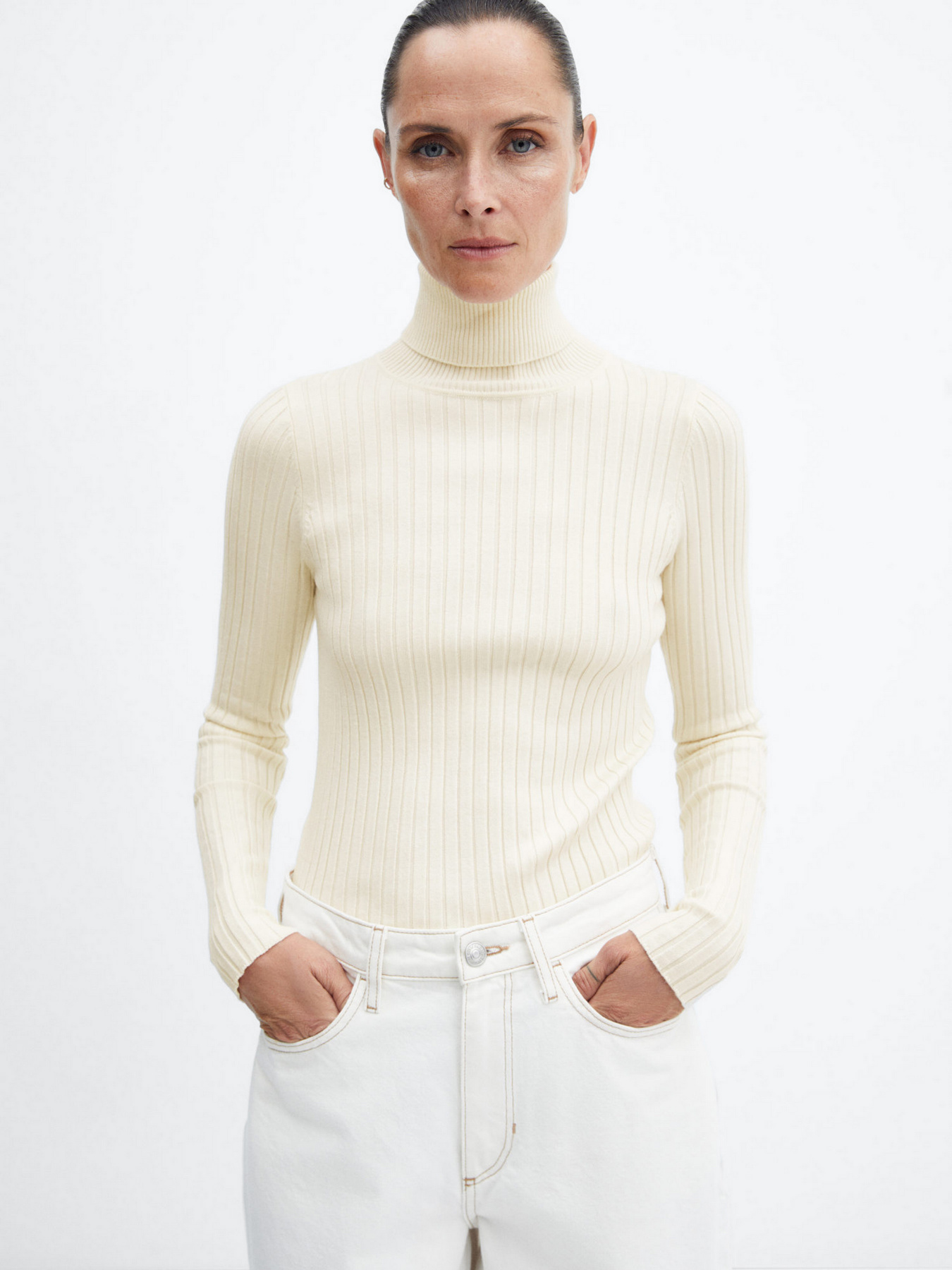 Водолазка MANGO Goletac модель 57007743_5 Фото