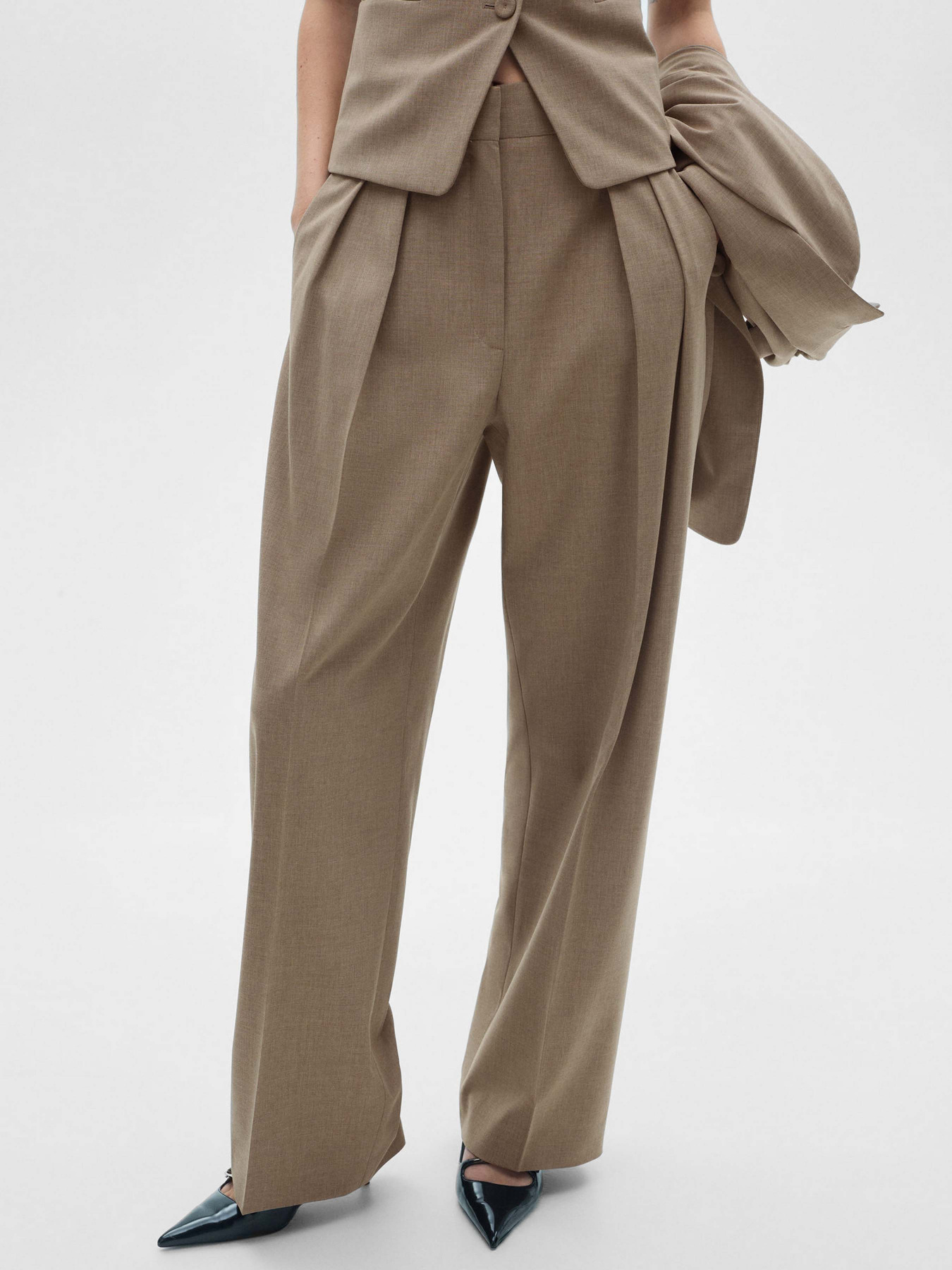 Брюки классические MANGO модель 77096760_30 Фото