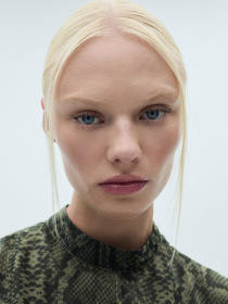 Платье миди MANGO модель 77057682_5 Платье миди MANGO модель 77057682_5 Фото