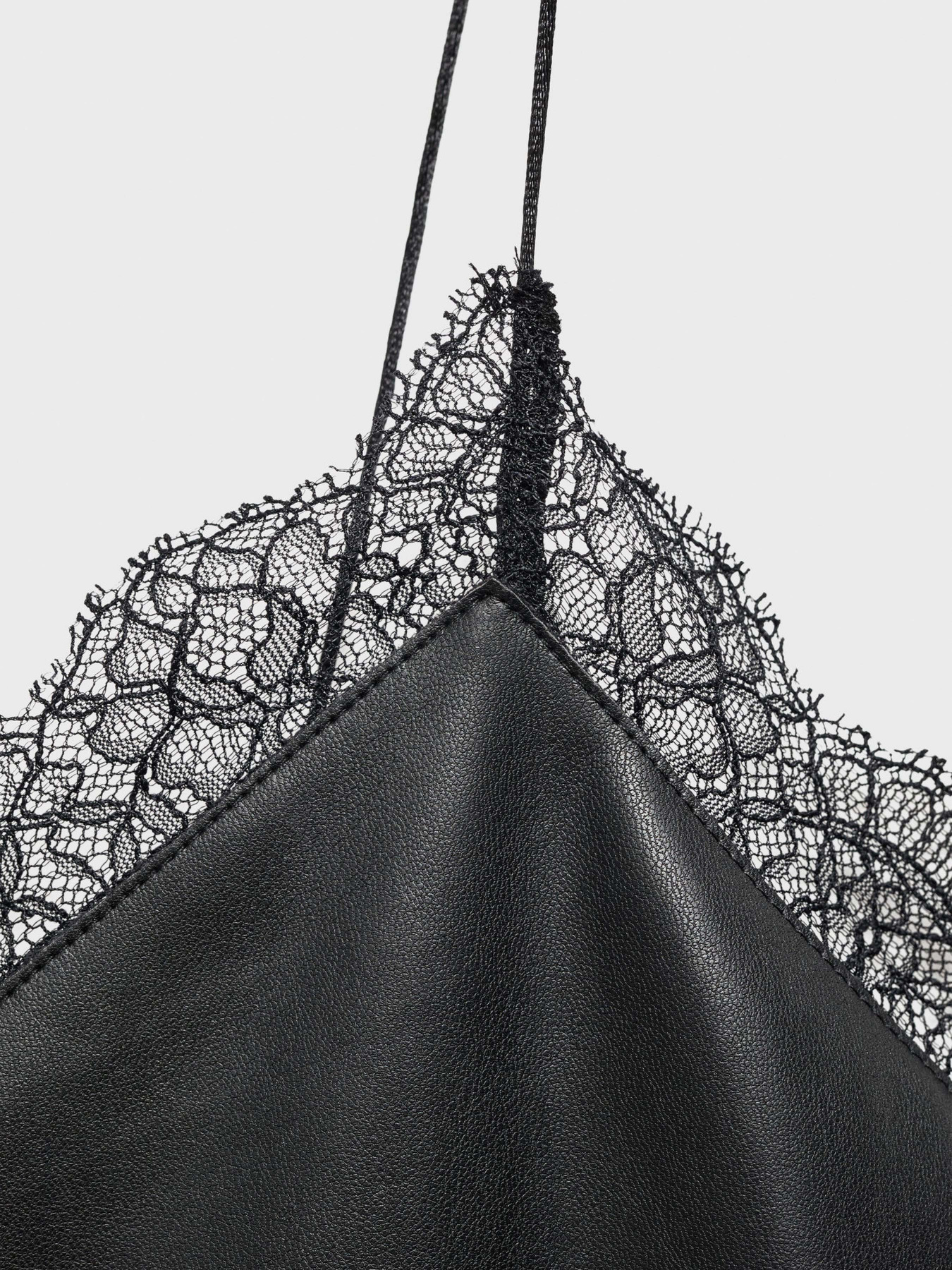 Платье мини MANGO модель 77019033_99 Платье мини MANGO модель 77019033_99 Фото