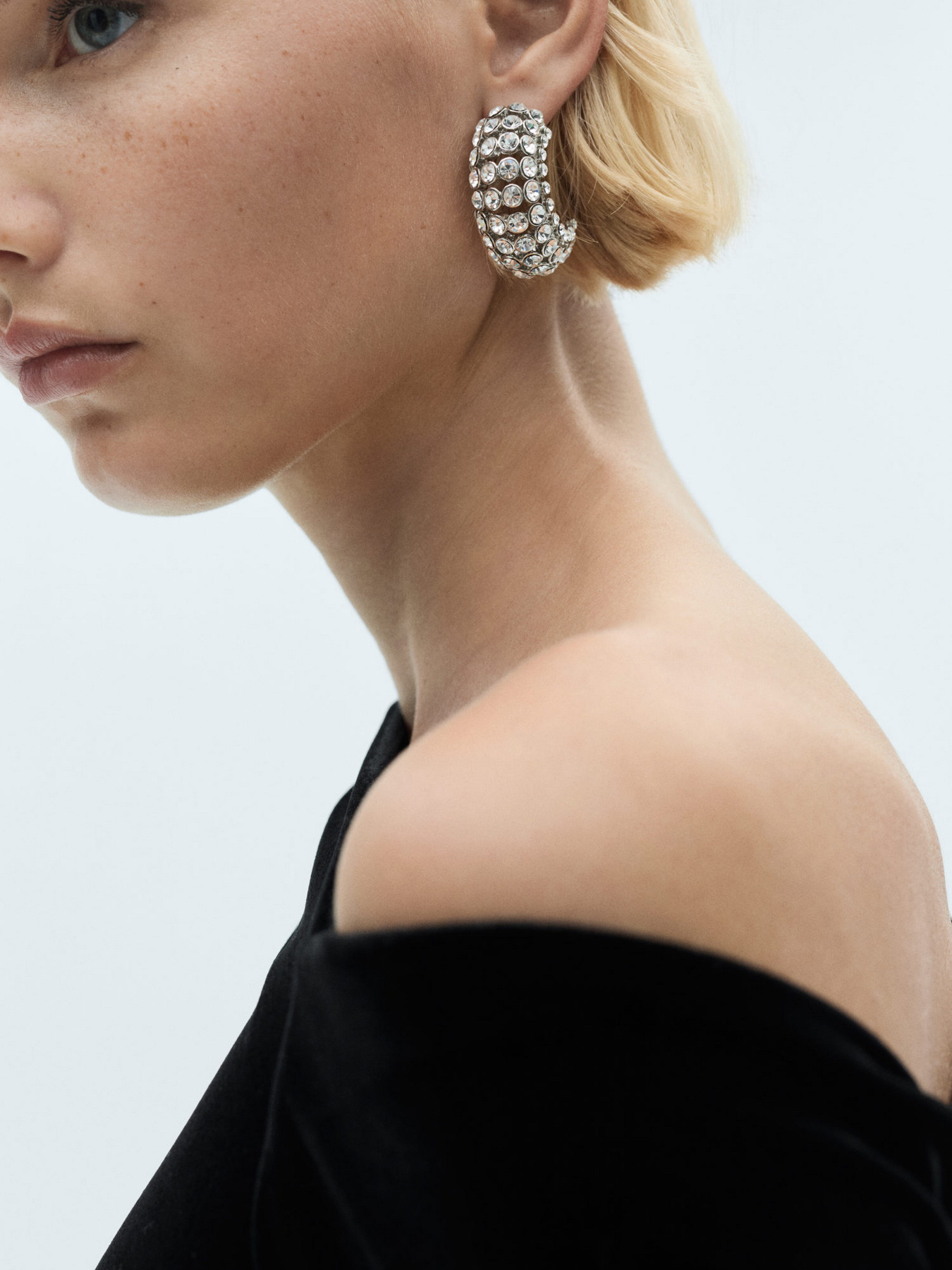 Платье мини MANGO модель 77059062_99 Платье мини MANGO модель 77059062_99 Фото