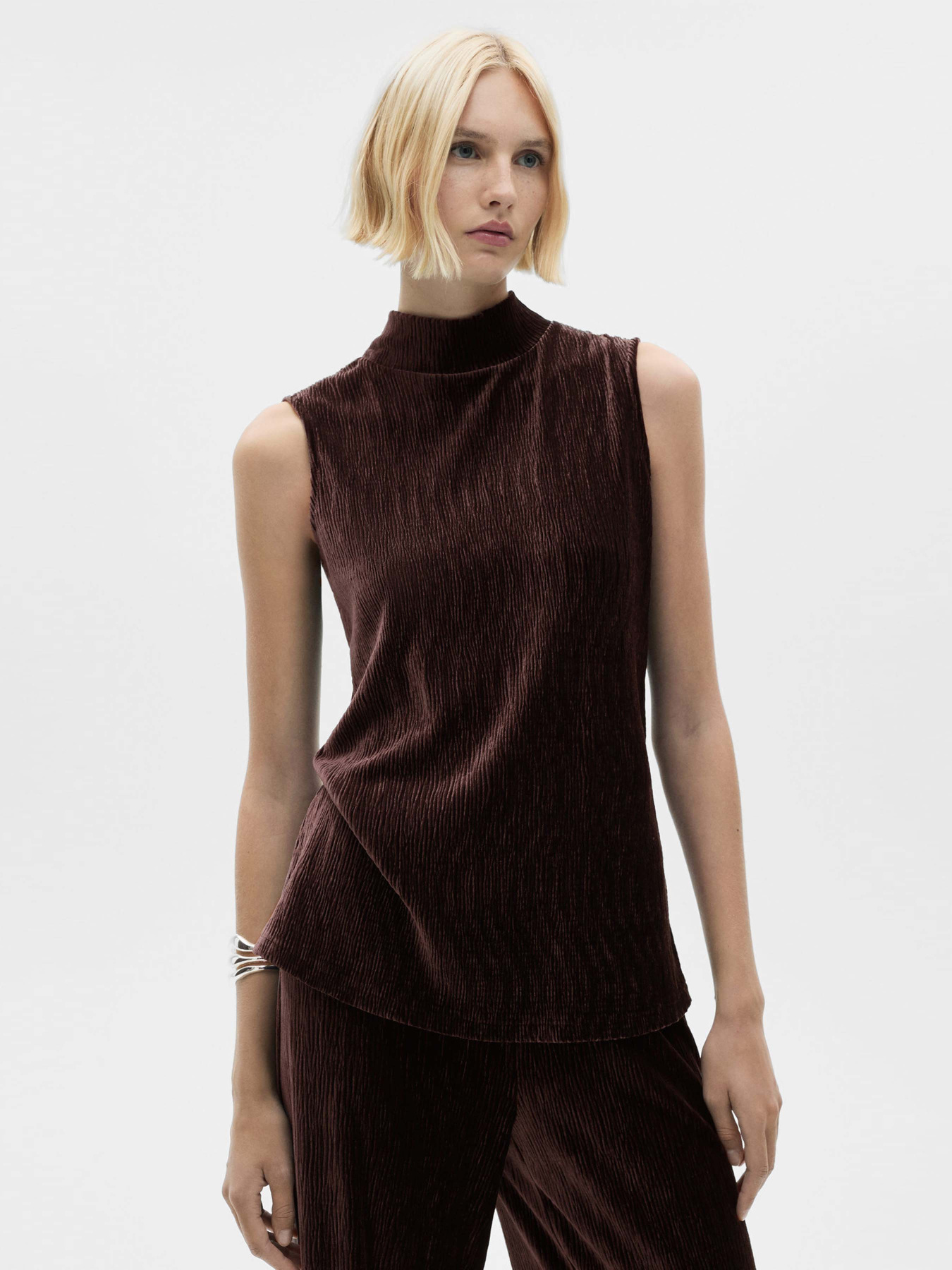 Жилет MANGO модель 77009086_78 Жилет MANGO модель 77009086_78 Фото