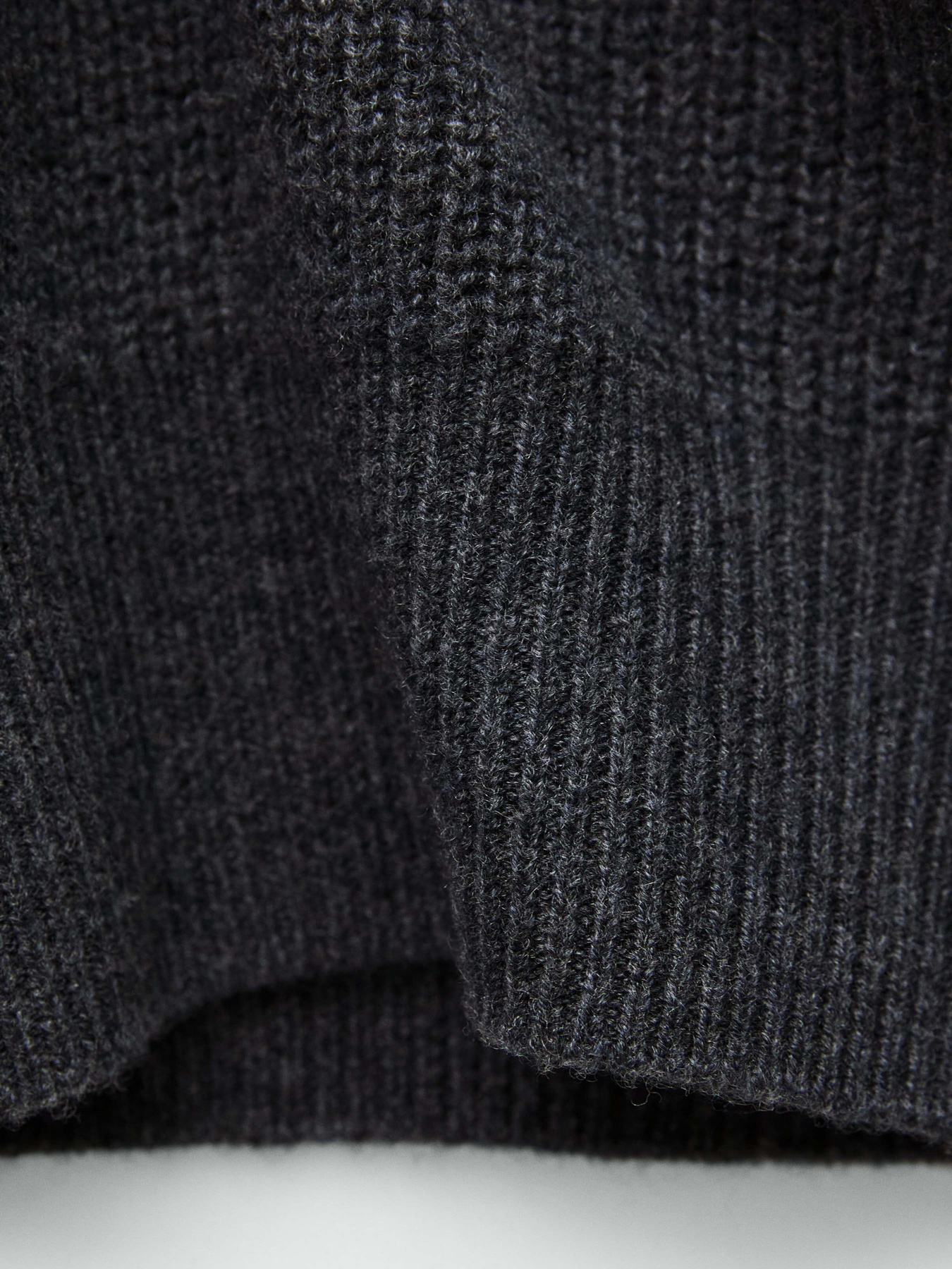 Свитер MANGO модель 77007722_95 Фото