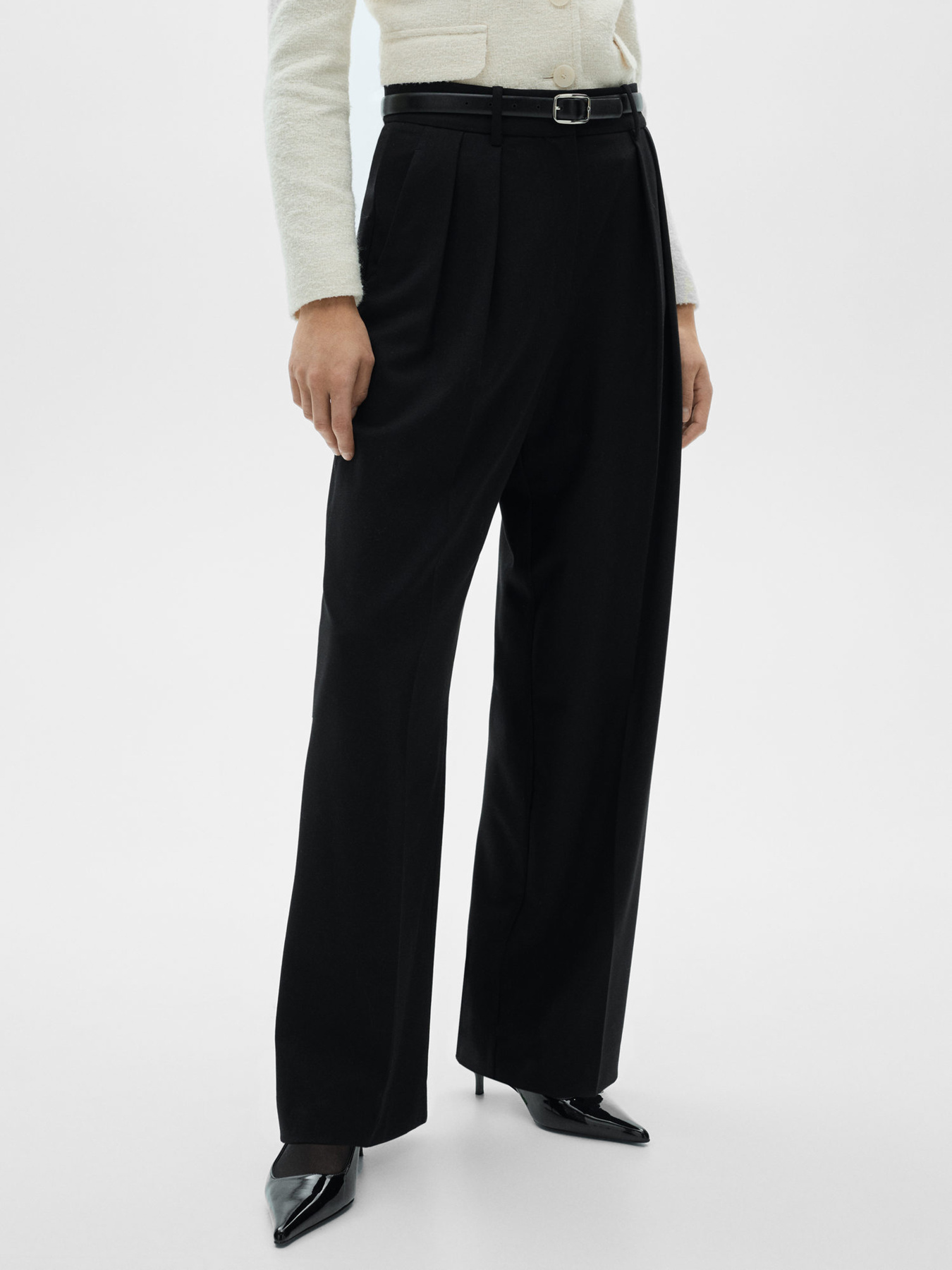 Классические штаны MANGO модель 77038285_99 Фото