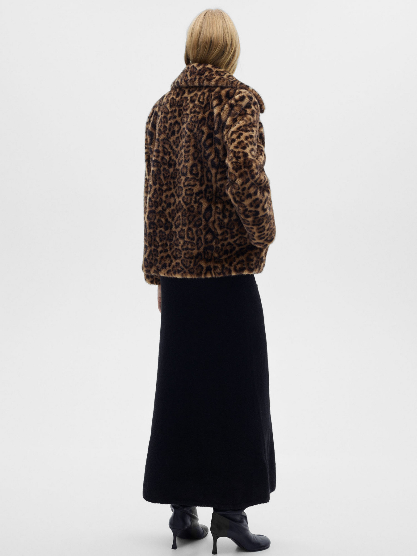 Шуба MANGO модель 77039045_9 Фото