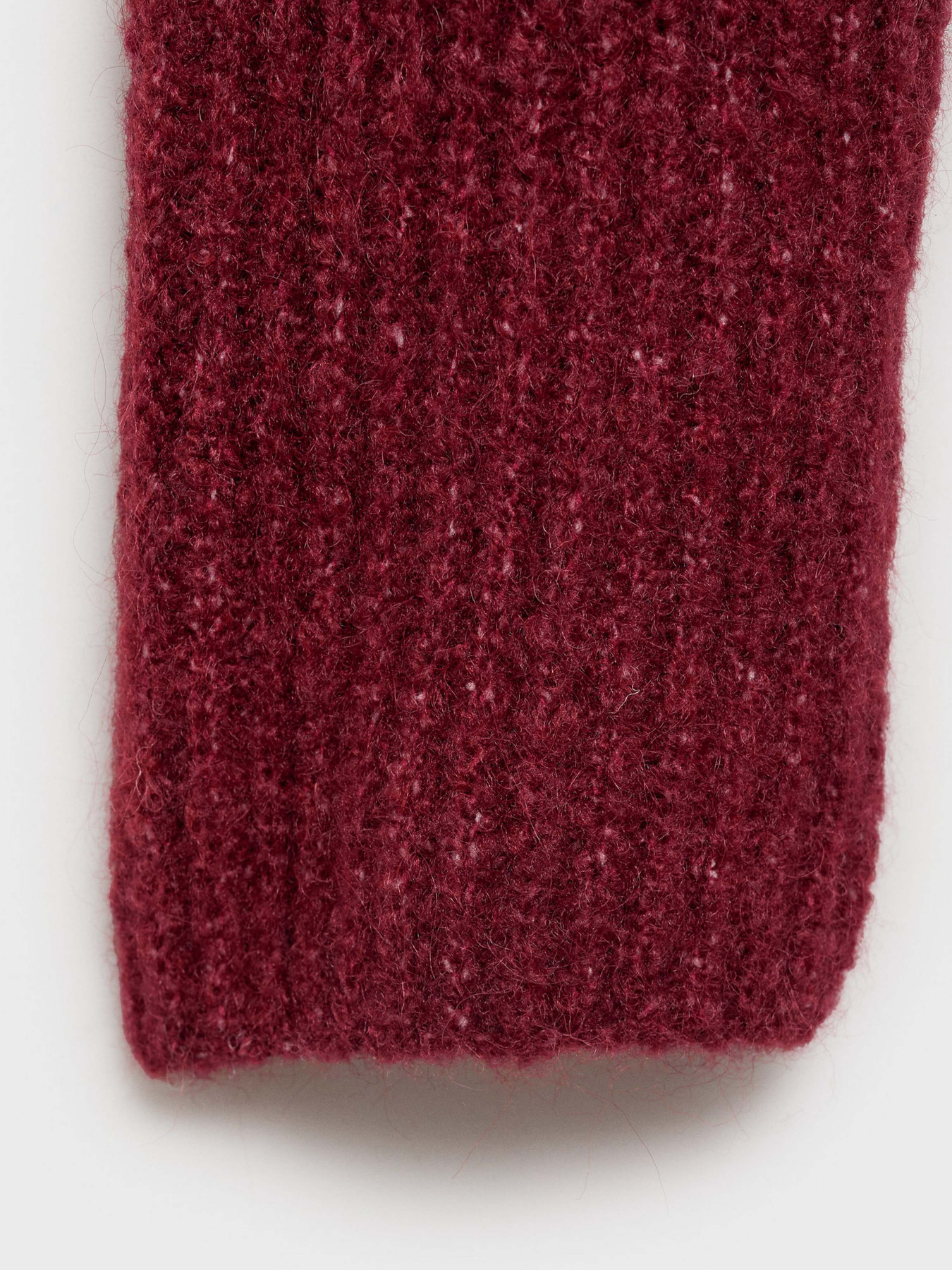 Свитер MANGO модель 77048277_77 Свитер MANGO модель 77048277_77 Фото