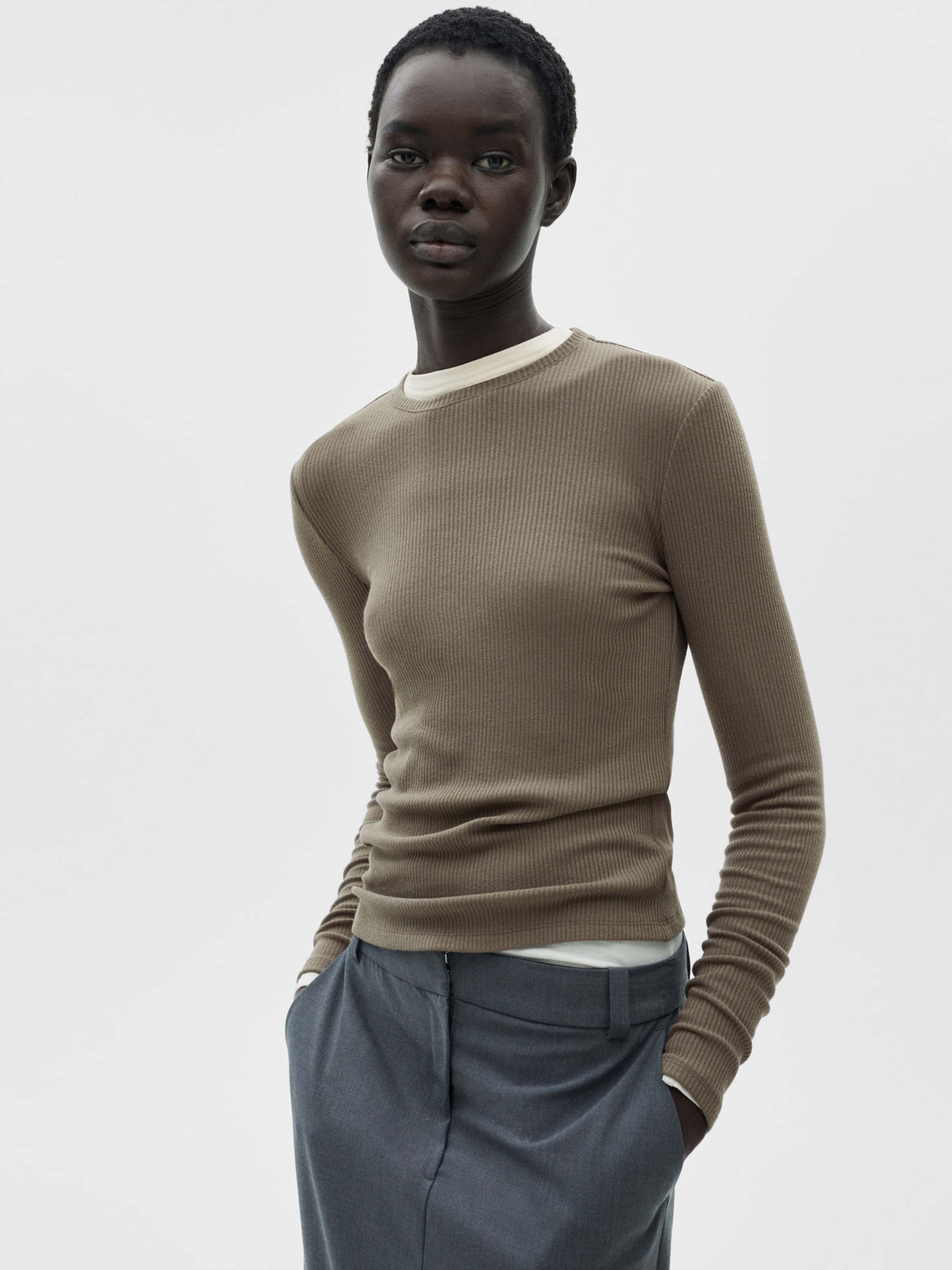 Лонгслів MANGO модель 87020445_37 Фото