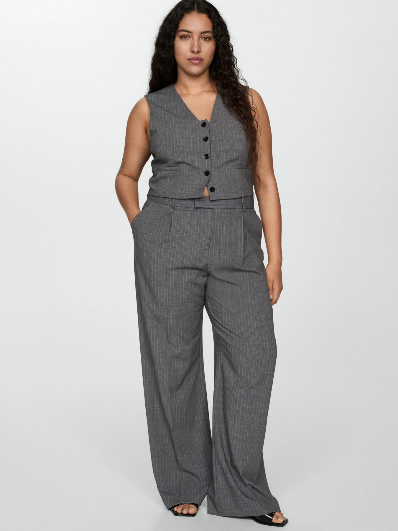 Брюки классические MANGO модель 77004769_92 Фото