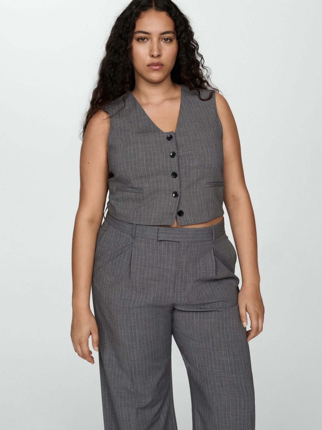 Брюки классические MANGO модель 77004769_92 Фото