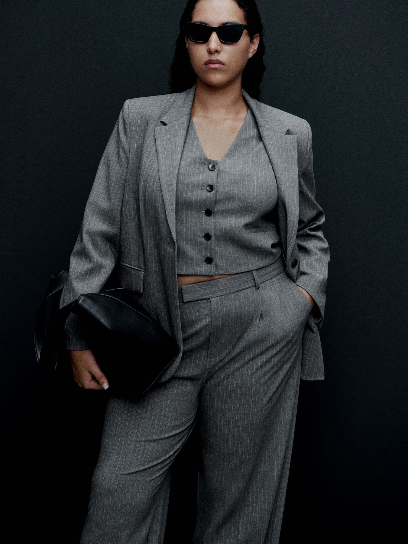 Брюки классические MANGO модель 77004769_92 Фото