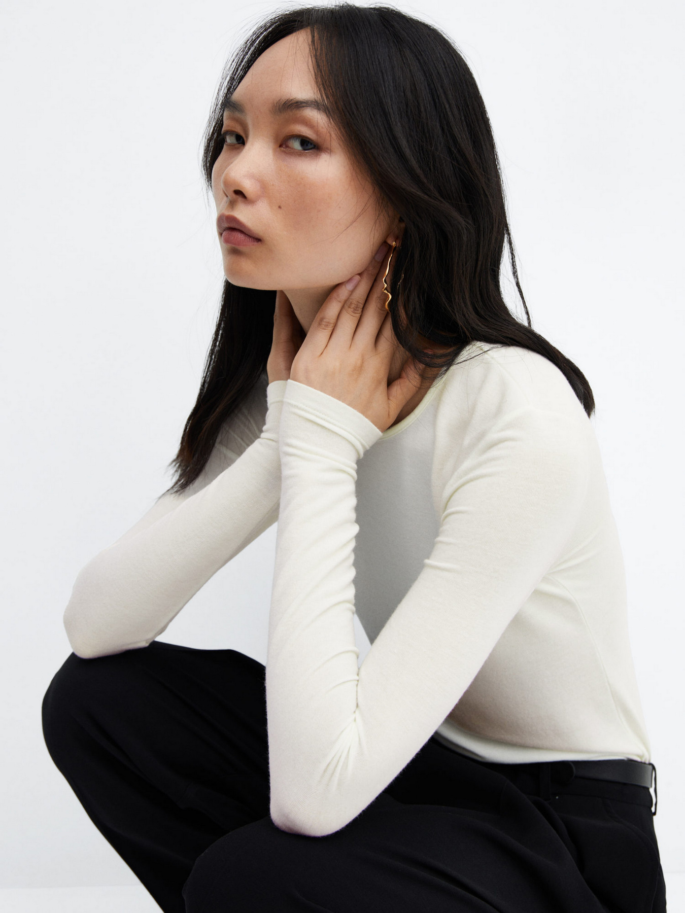 Лонгслів MANGO Lucy модель 57087731_5 Фото