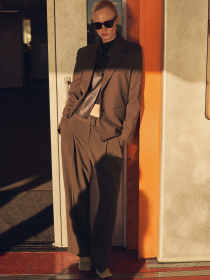 Классические штаны MANGO модель 87021512_30 Классические штаны MANGO модель 87021512_30 Фото