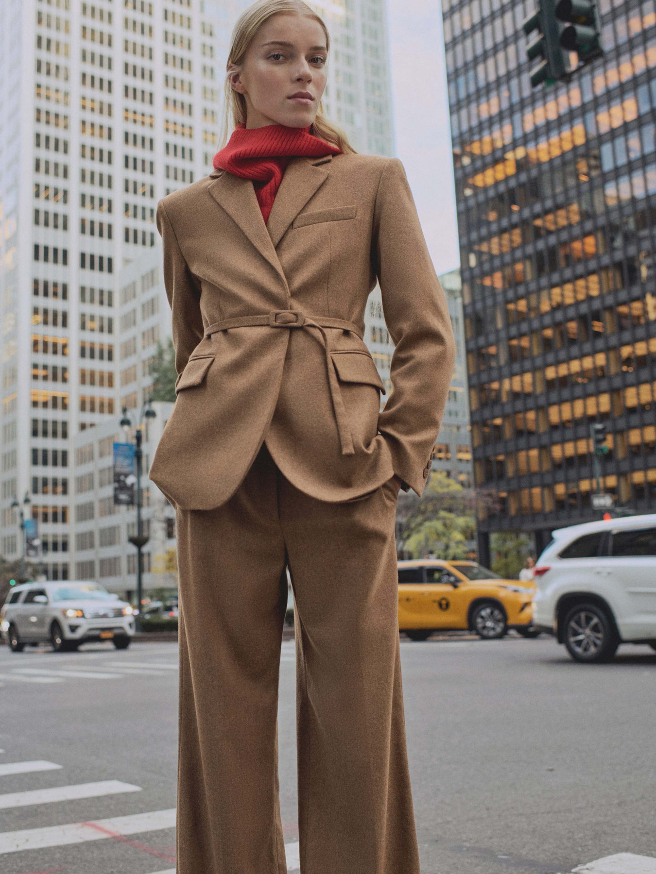 Брюки классические MANGO модель 87090652_31 Фото