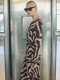 Сукня міді MANGO модель 87060652_30 Сукня міді MANGO модель 87060652_30 Фото