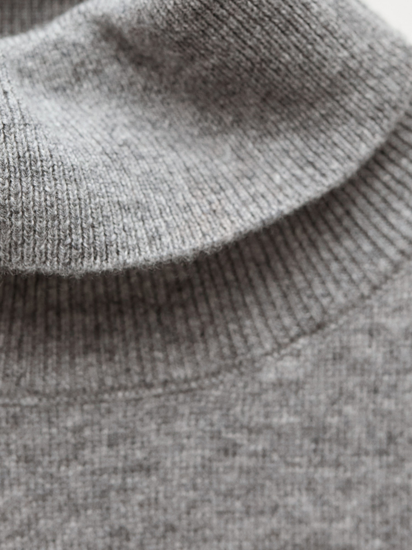 Жилет MANGO модель 77066743_94 Фото