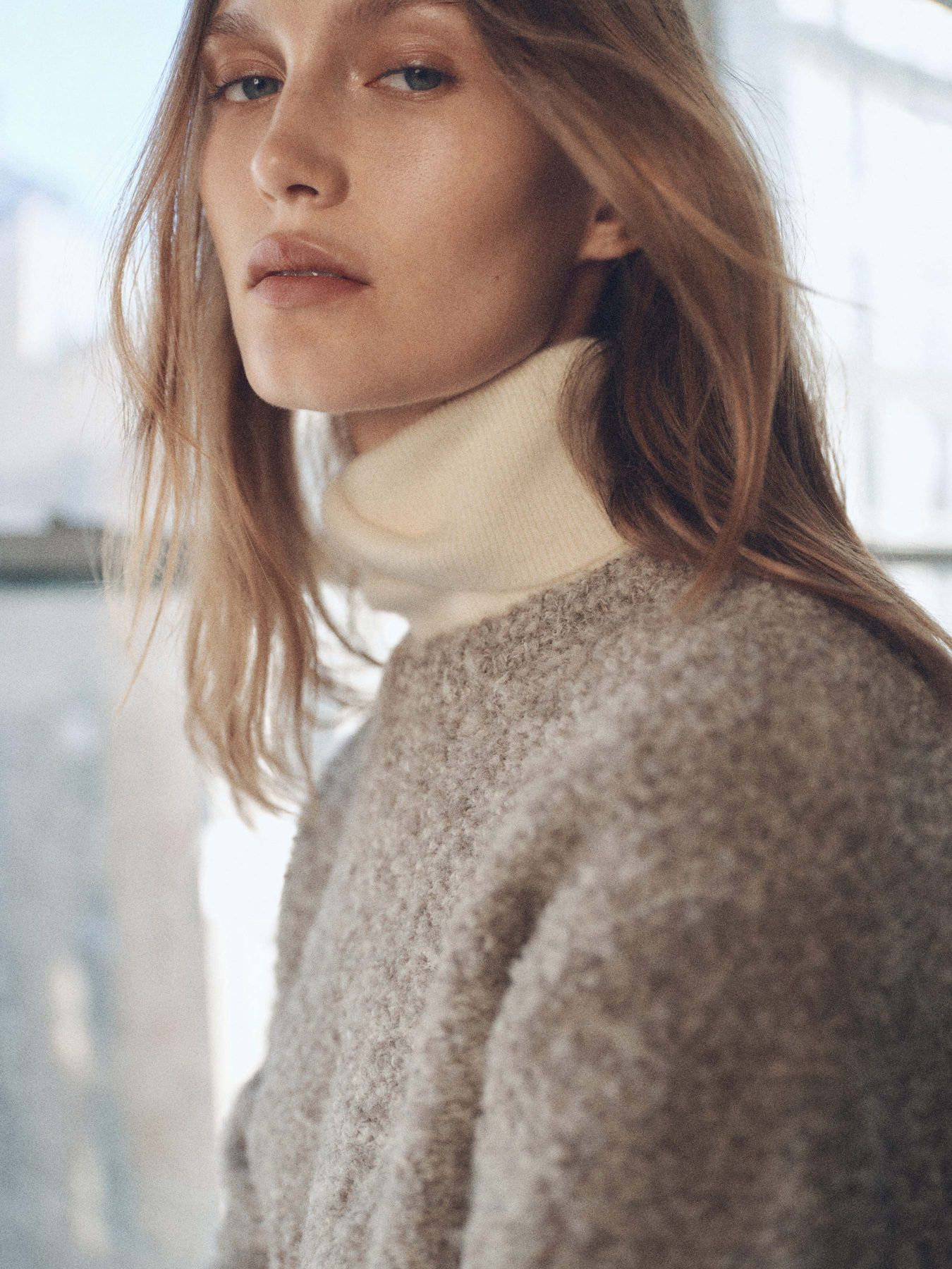 Джемпер MANGO модель 87000371_9 Фото