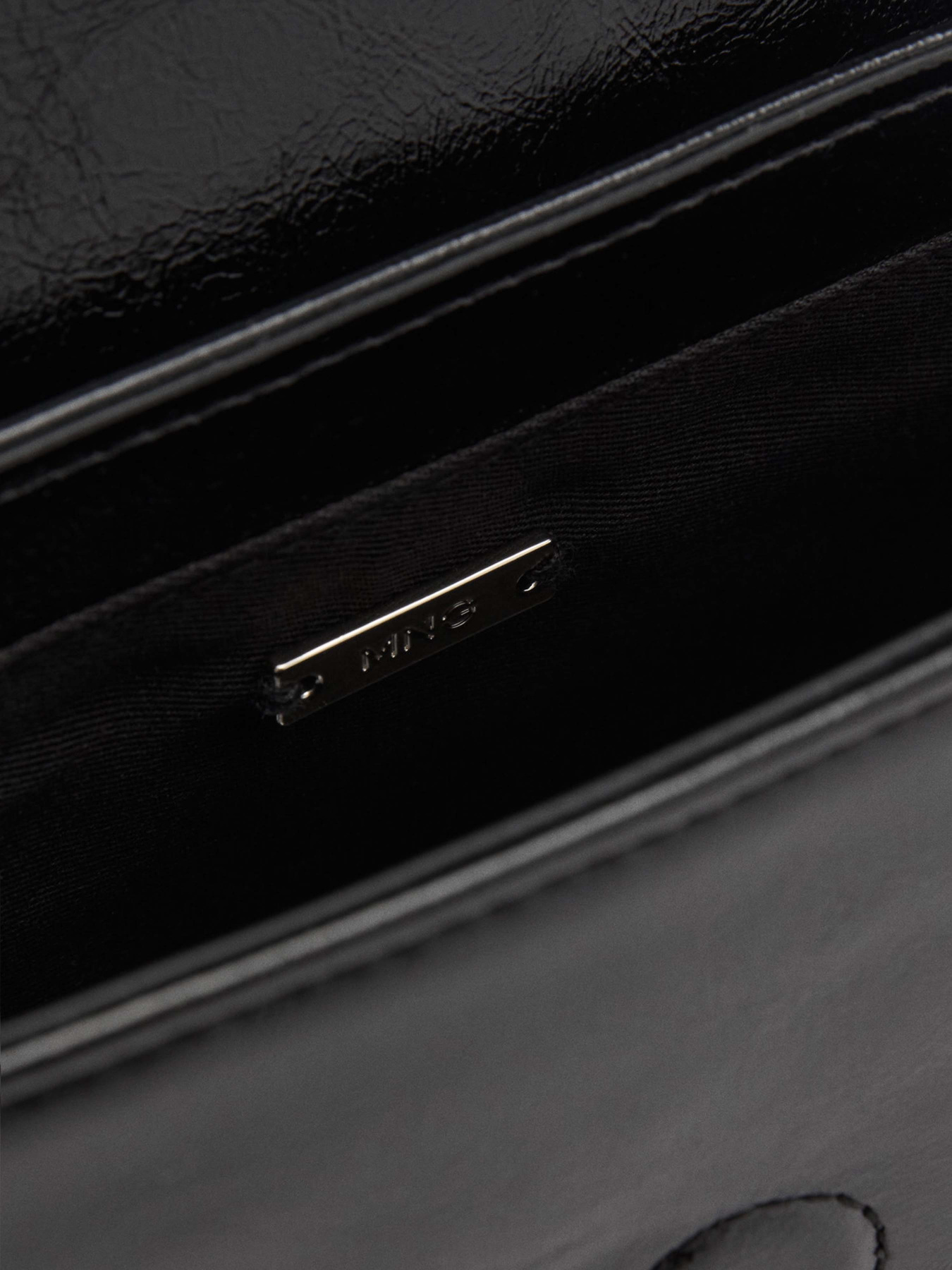 Кросс-боди MANGO модель 87040419_99 Фото