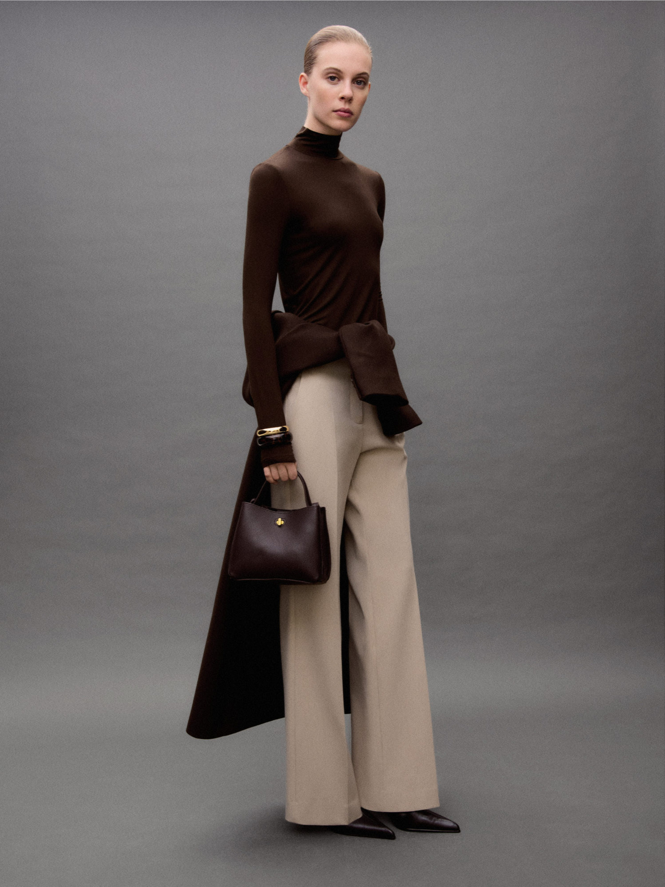 Классические штаны MANGO модель 87072537_8 Фото