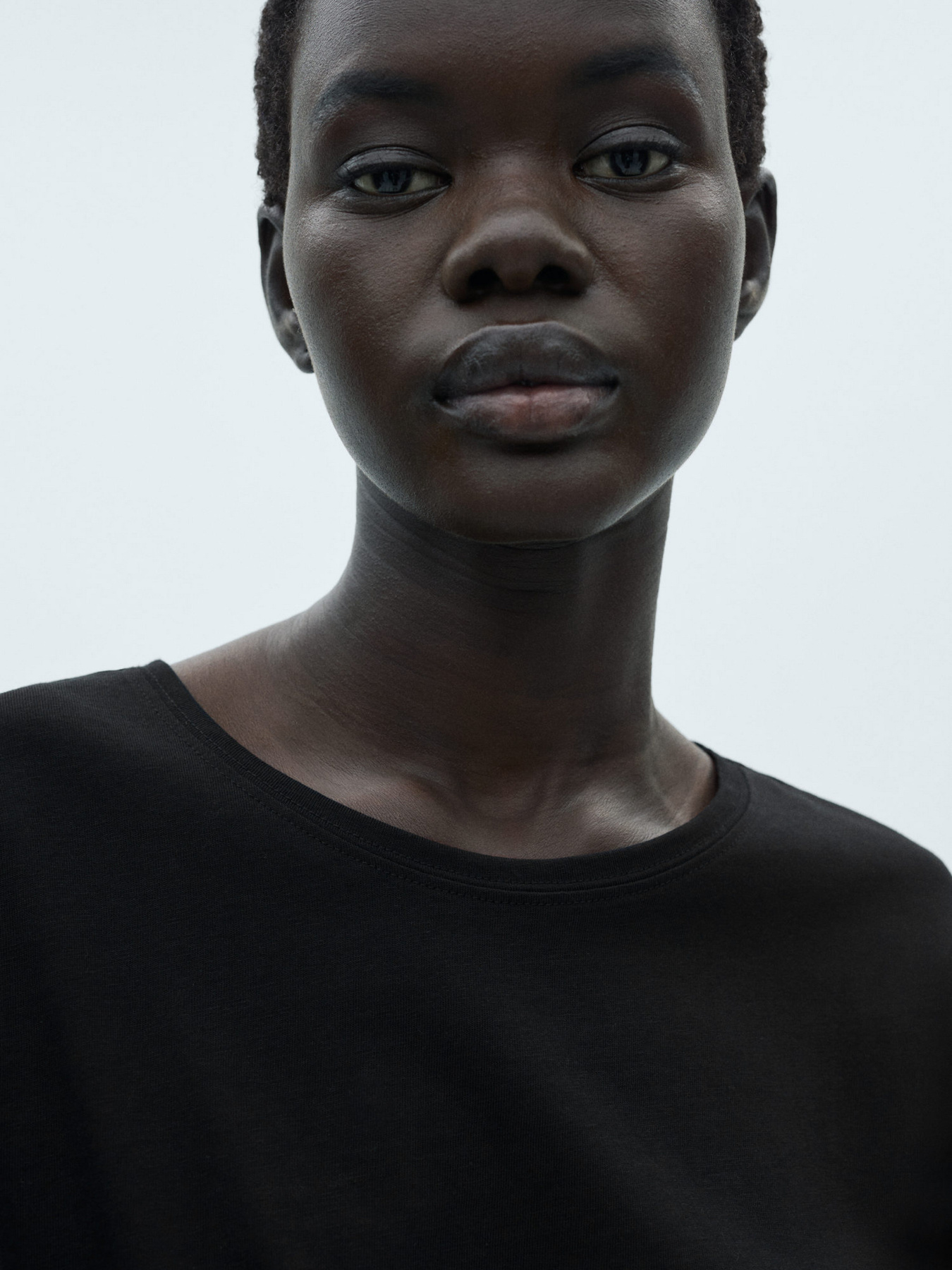 Футболка MANGO модель 87000435_99 Фото