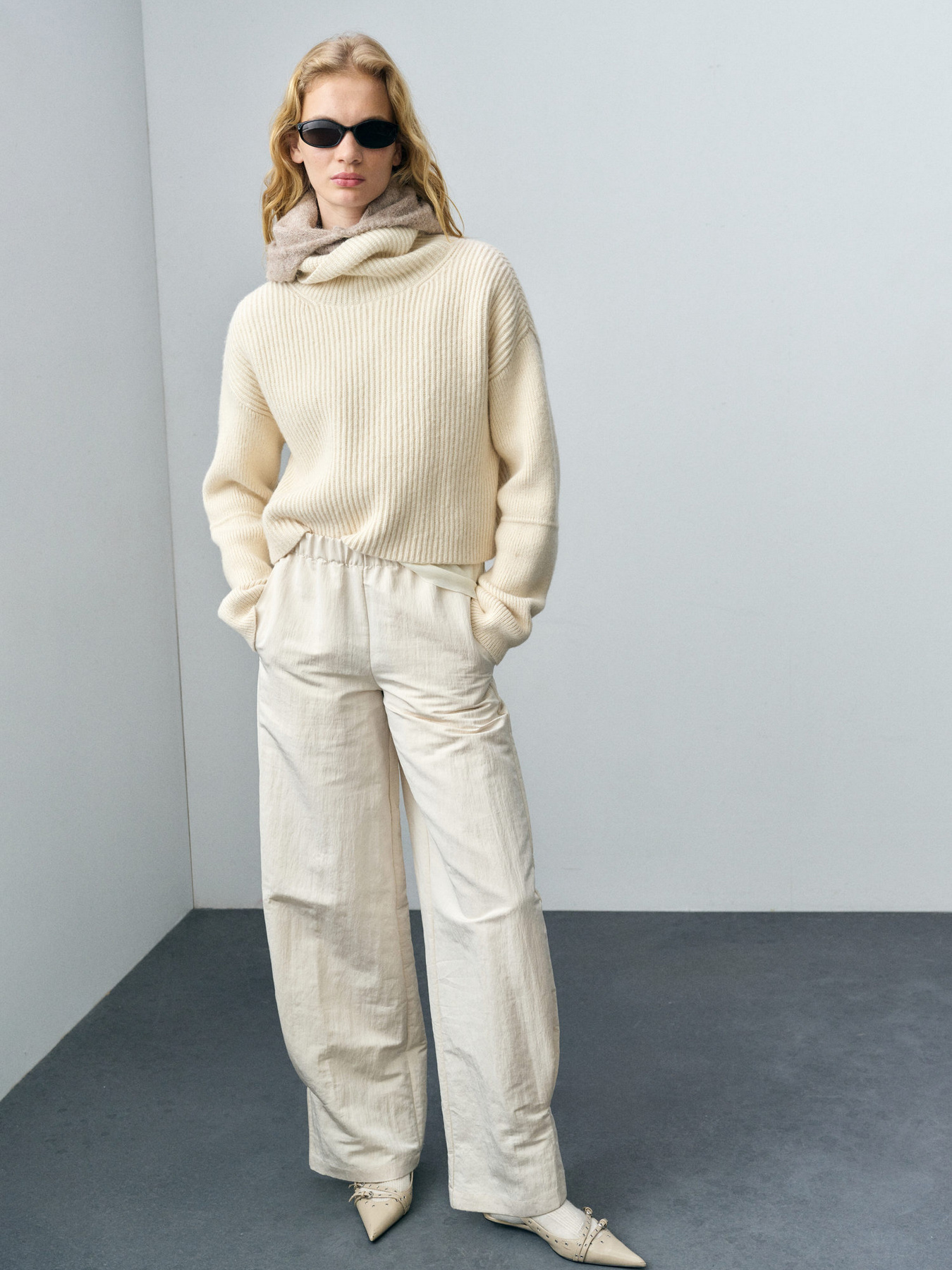 Свитер MANGO модель 87023275_5 Свитер MANGO модель 87023275_5 Фото