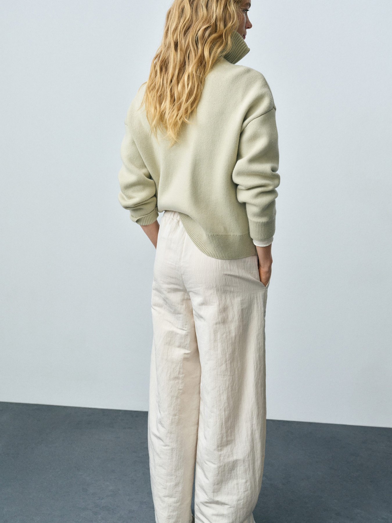 Светр MANGO модель 87083282_42 Фото