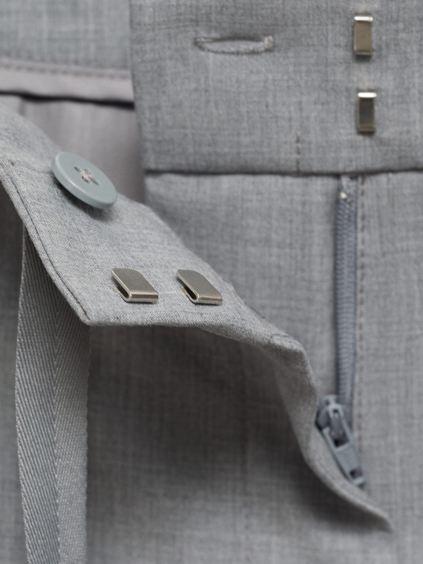 Повсякденні штани MANGO модель 87022542_92 Фото