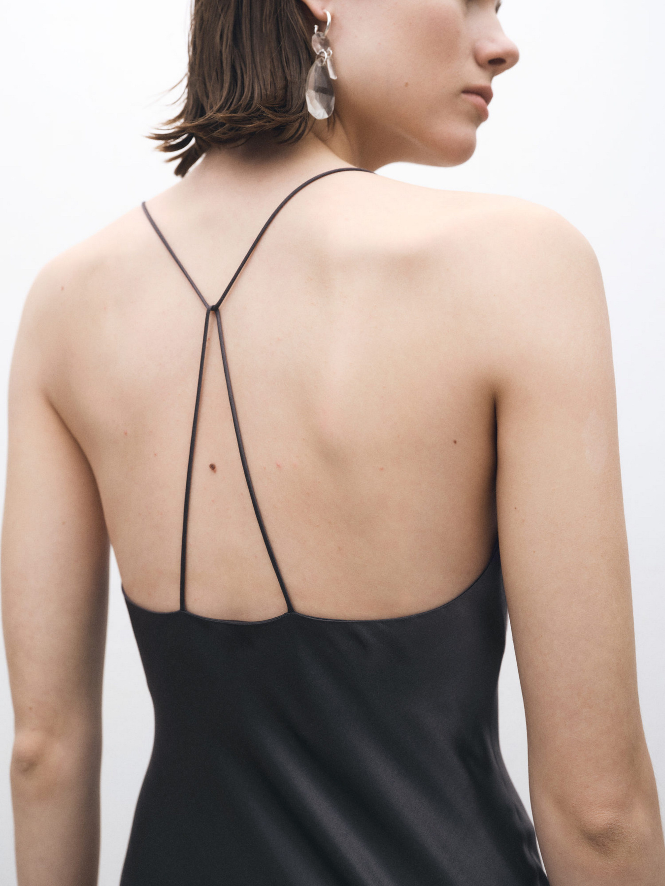 Сукня міді MANGO модель 87044419_95 Сукня міді MANGO модель 87044419_95 Фото