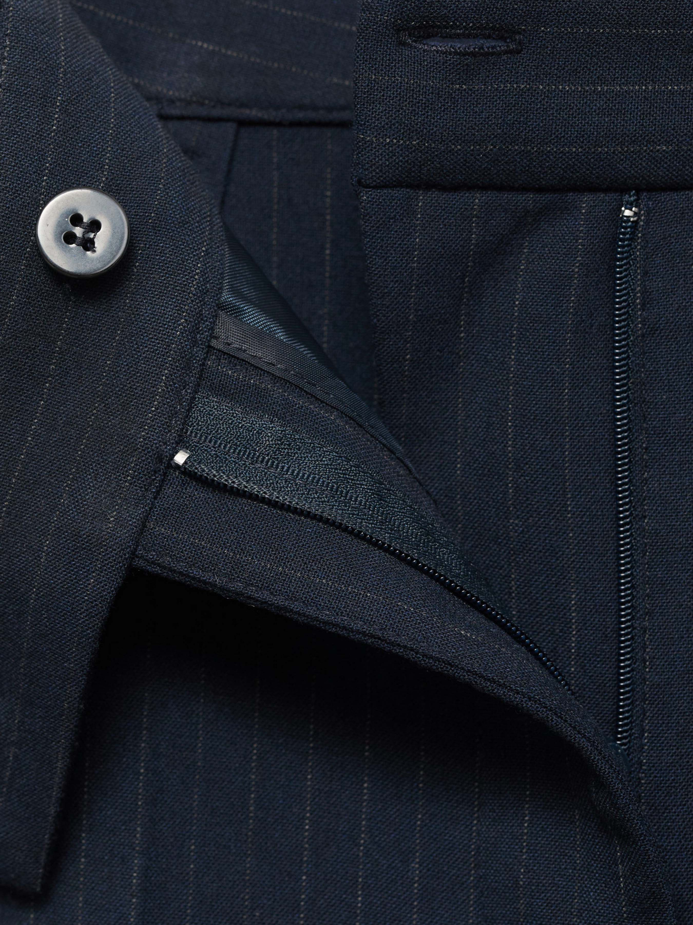 Классические штаны MANGO модель 87070450_69 Фото