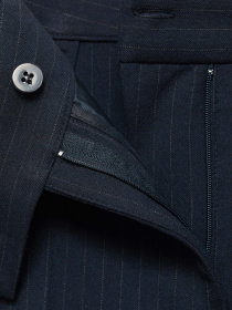 Классические штаны MANGO модель 87070450_69 Фото