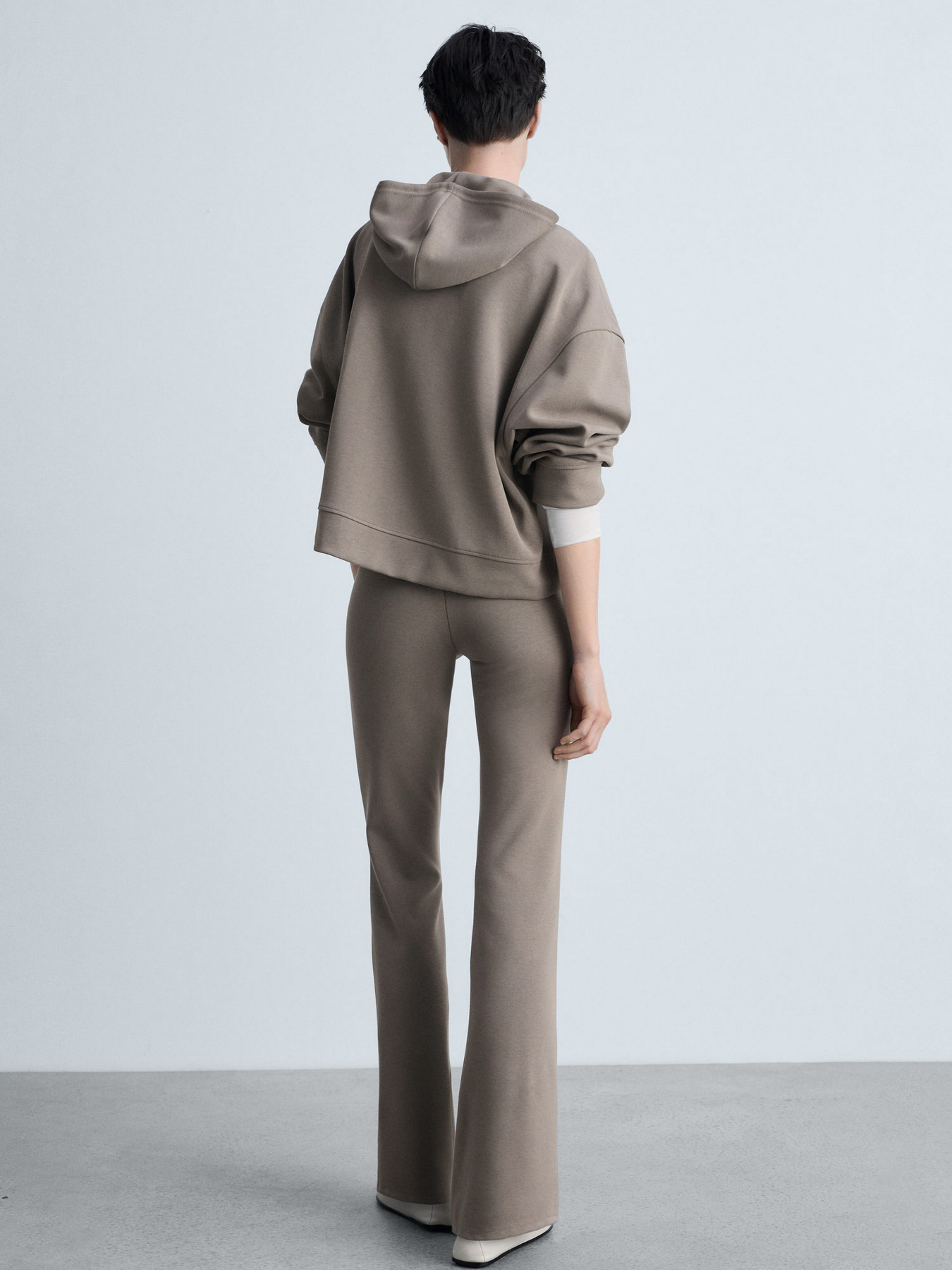 Повседневные штаны MANGO модель 87093274_35 Фото