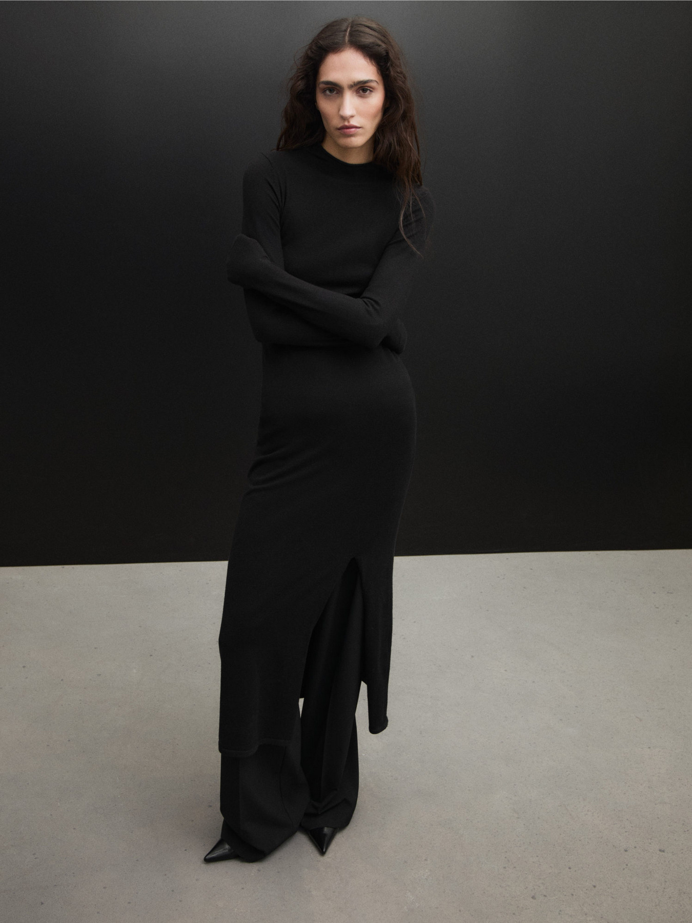 Платье миди MANGO модель 87060425_99 Фото