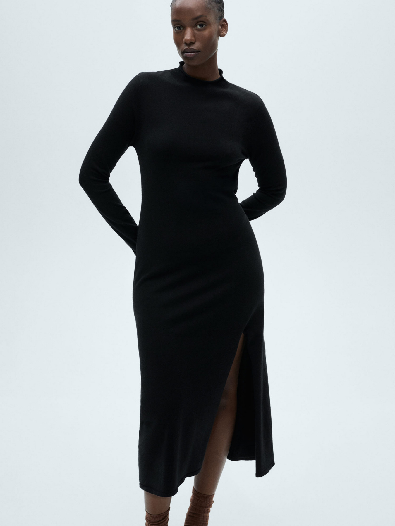 Платье миди MANGO модель 87060425_99 Фото