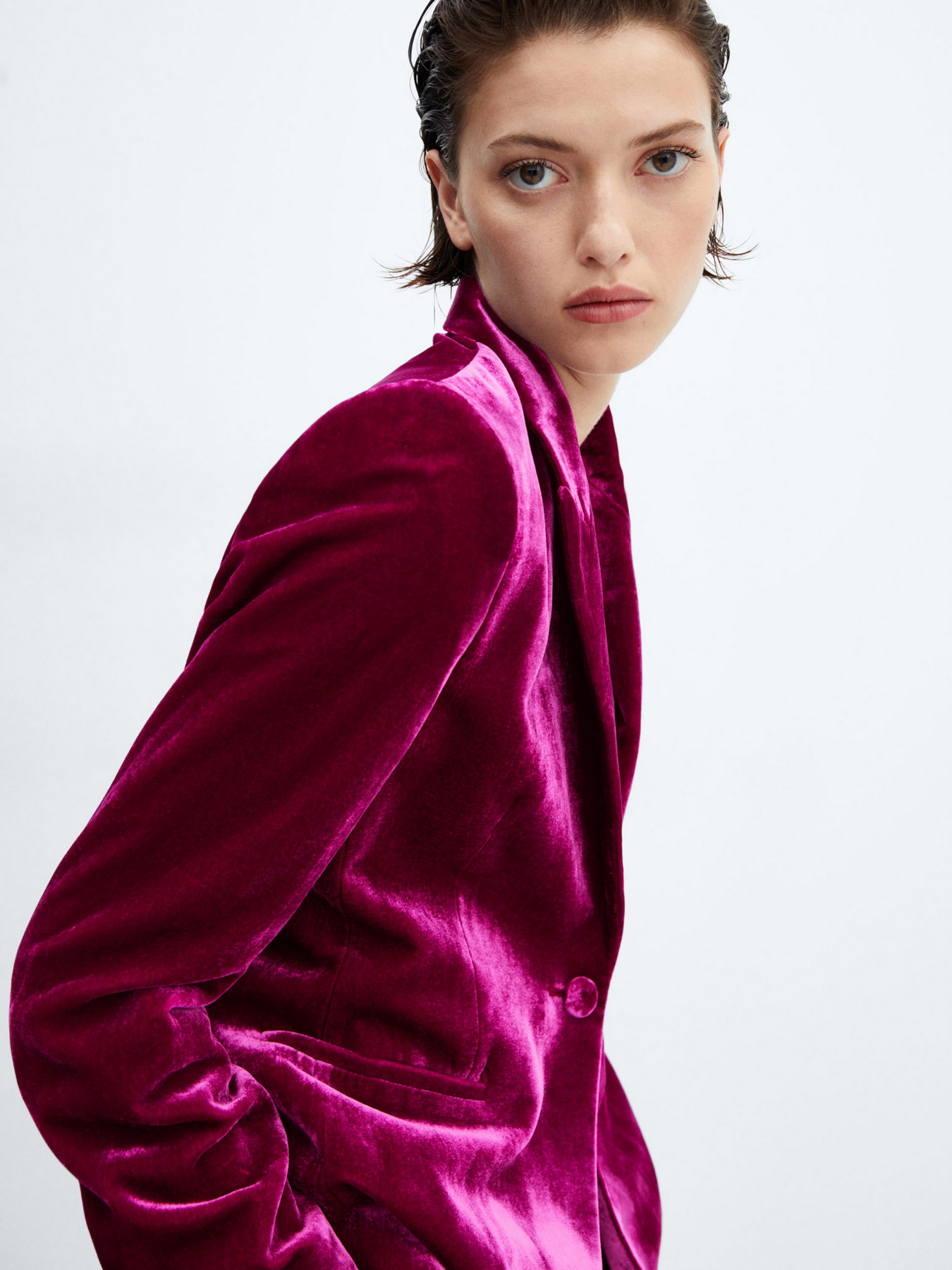 Пиджак MANGO Carol модель 57099092_88 Пиджак MANGO Carol модель 57099092_88 Фото